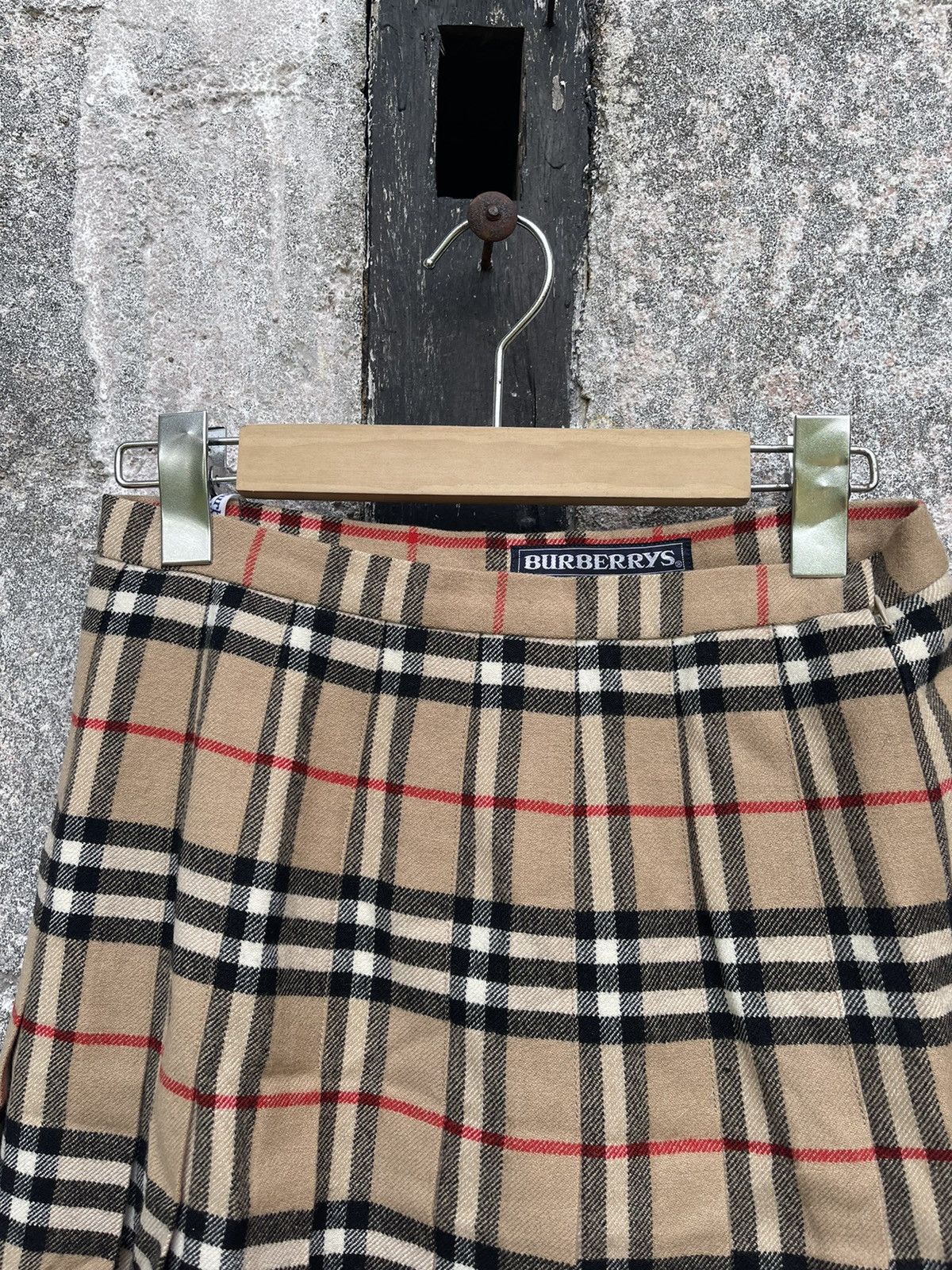 Burberry × Vintage Vintage Burberrys Wool Nova Check Skirt Size 26" / US 2 / IT 38 - 3 Thumbnail