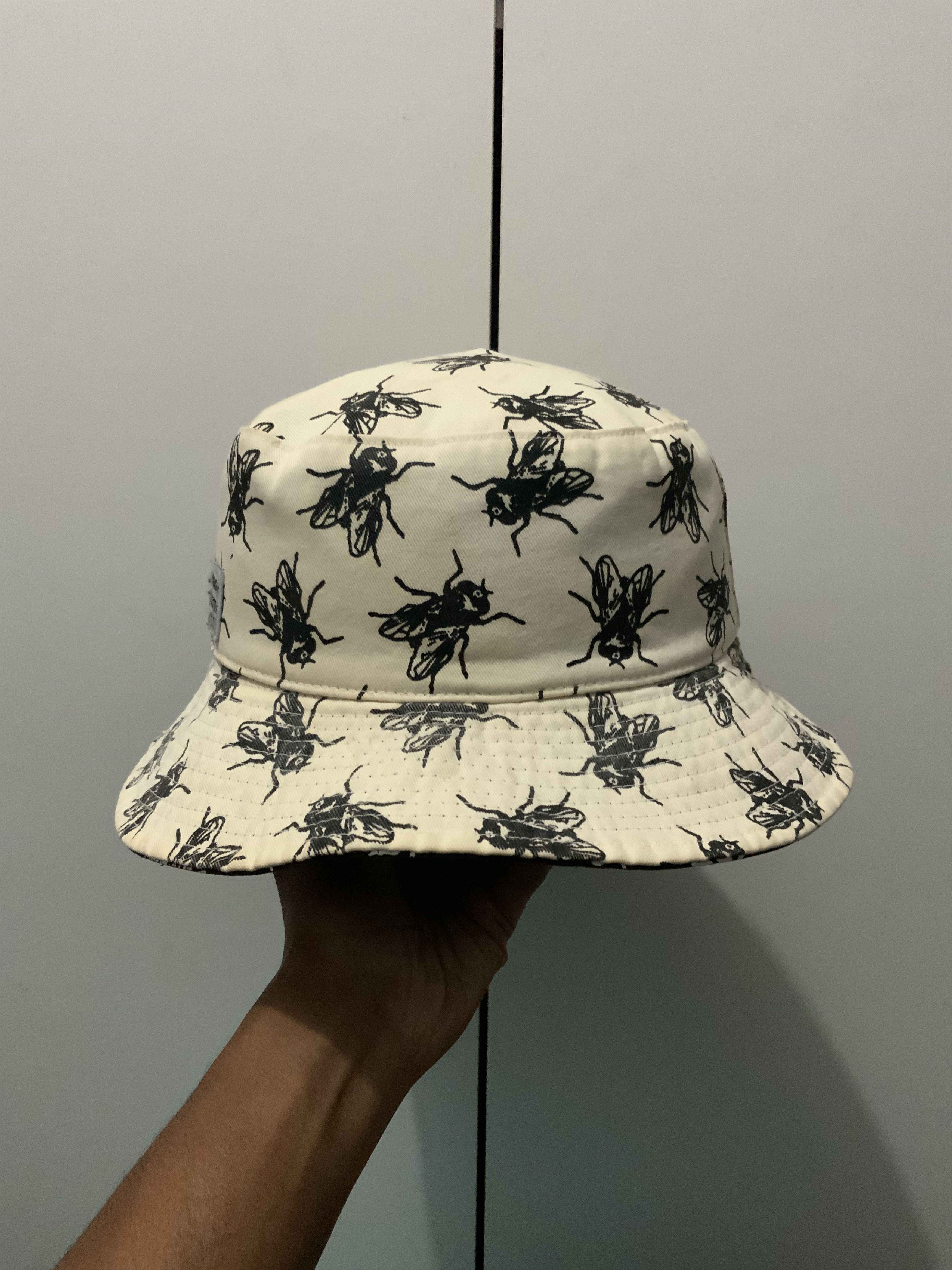 Japanese Brand Burning the Register by stbk Reversible Bucket Hat Size ONE SIZE - 6 Thumbnail