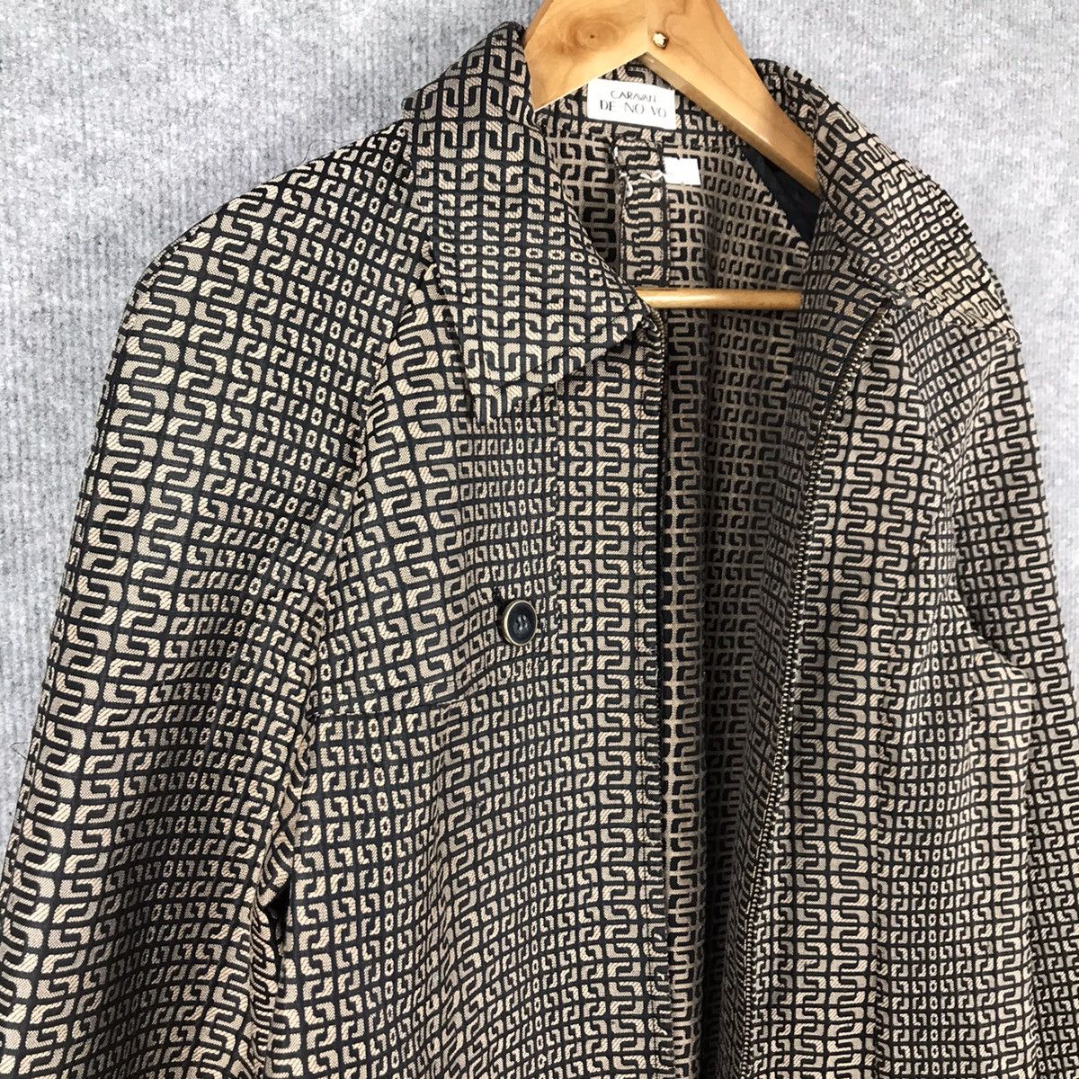 Caravan Japanese fashion jacket