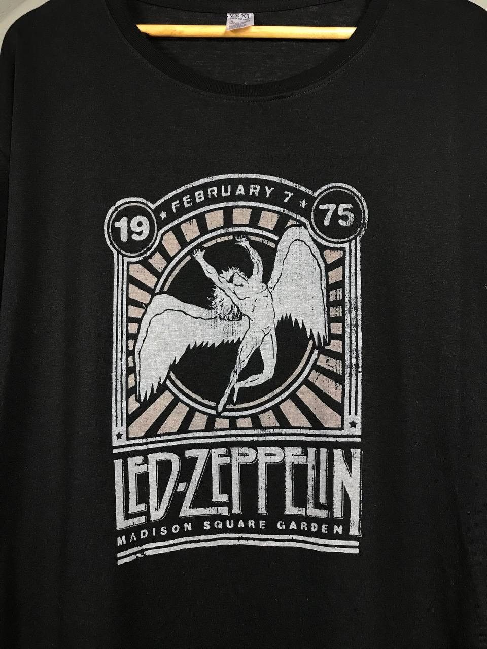 Led Zeppelin Led Zeppelin vintage rock band tee Size US XXL / EU 58 / 5 - 3 Thumbnail