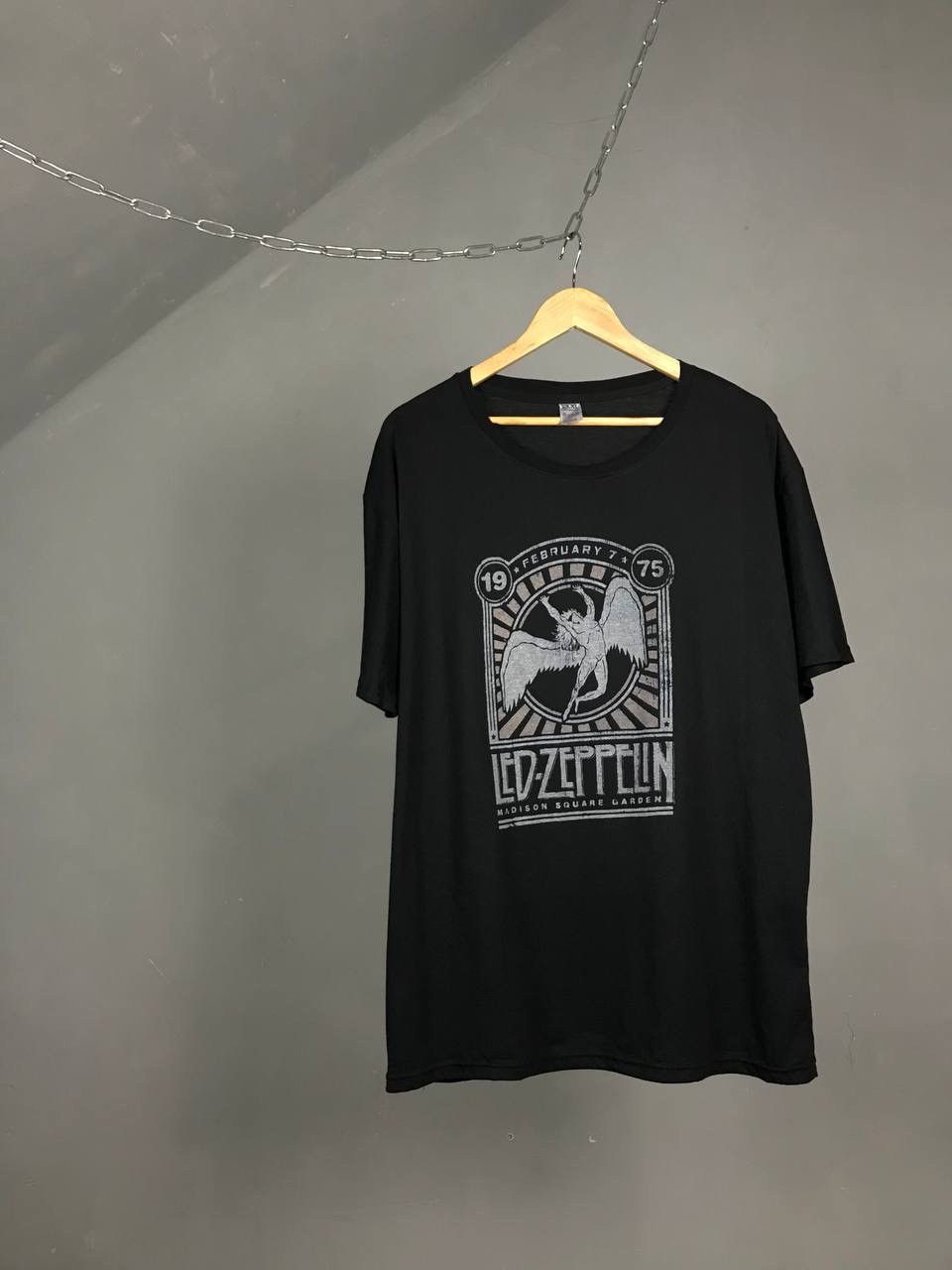 Led Zeppelin Led Zeppelin vintage rock band tee Size US XXL / EU 58 / 5 - 1 Thumbnail