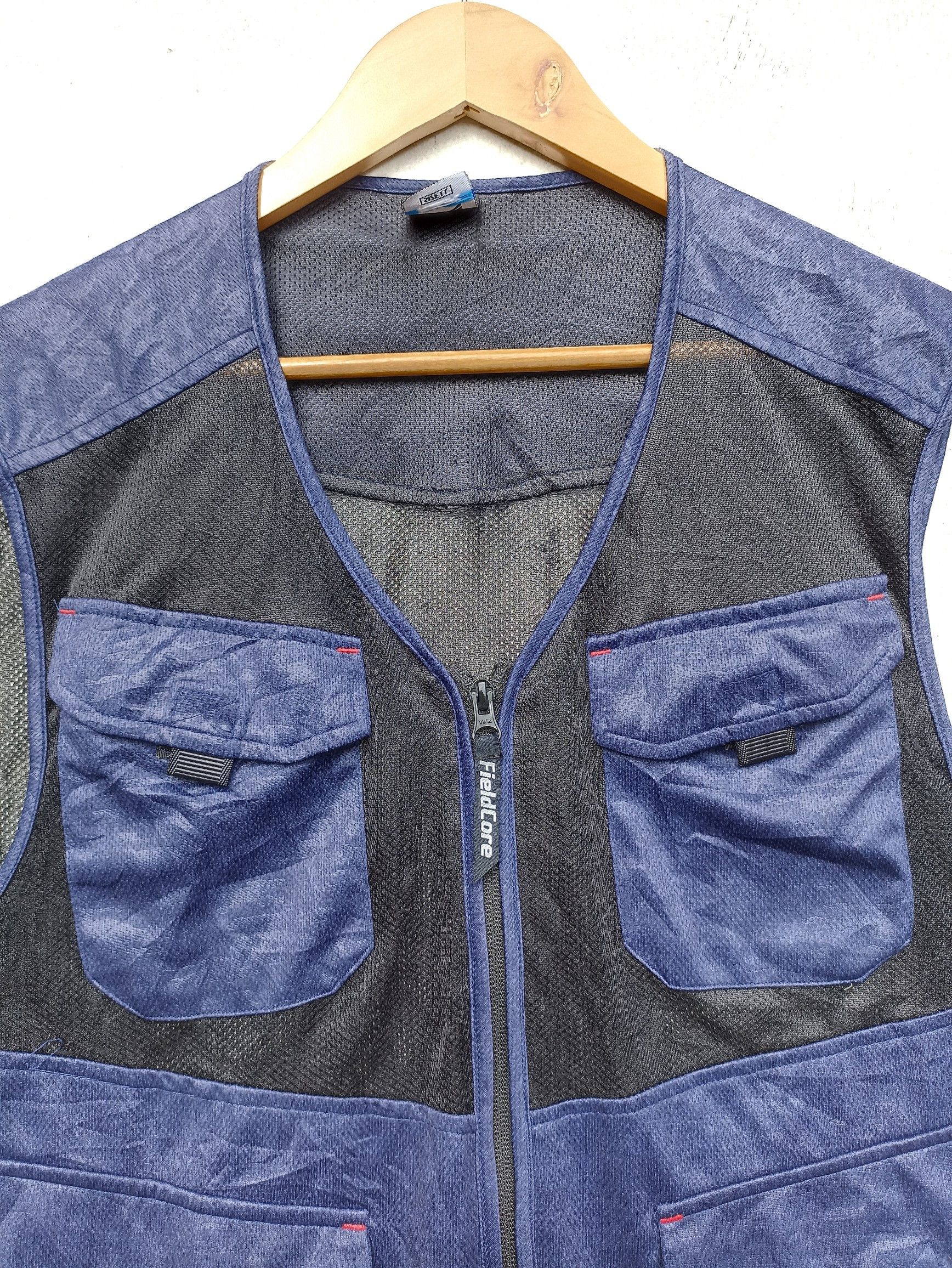 Japanese Brand Field Core vest tactical camouflage army military Size US M / EU 48-50 / 2 - 4 Thumbnail