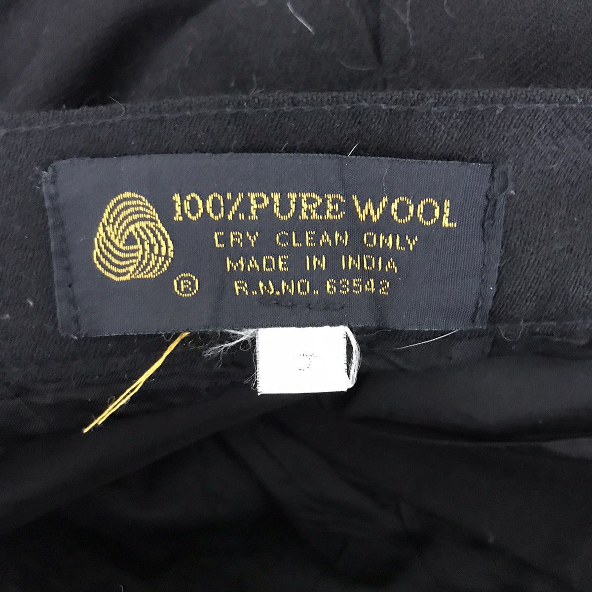 Vintage Vintage GIORGIO SANT’ ANGELO Baggy Black Wool Trousers Pant Size US 26 / EU 42 - 4 Thumbnail