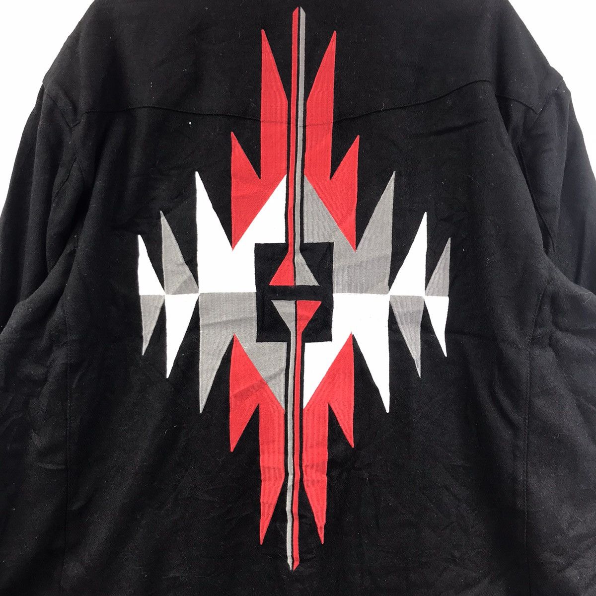 Japanese Brand NE-MASTER Japanese Brand Native Aztec Navajo Backhit Size US XL / EU 56 / 4 - 2 Thumbnail