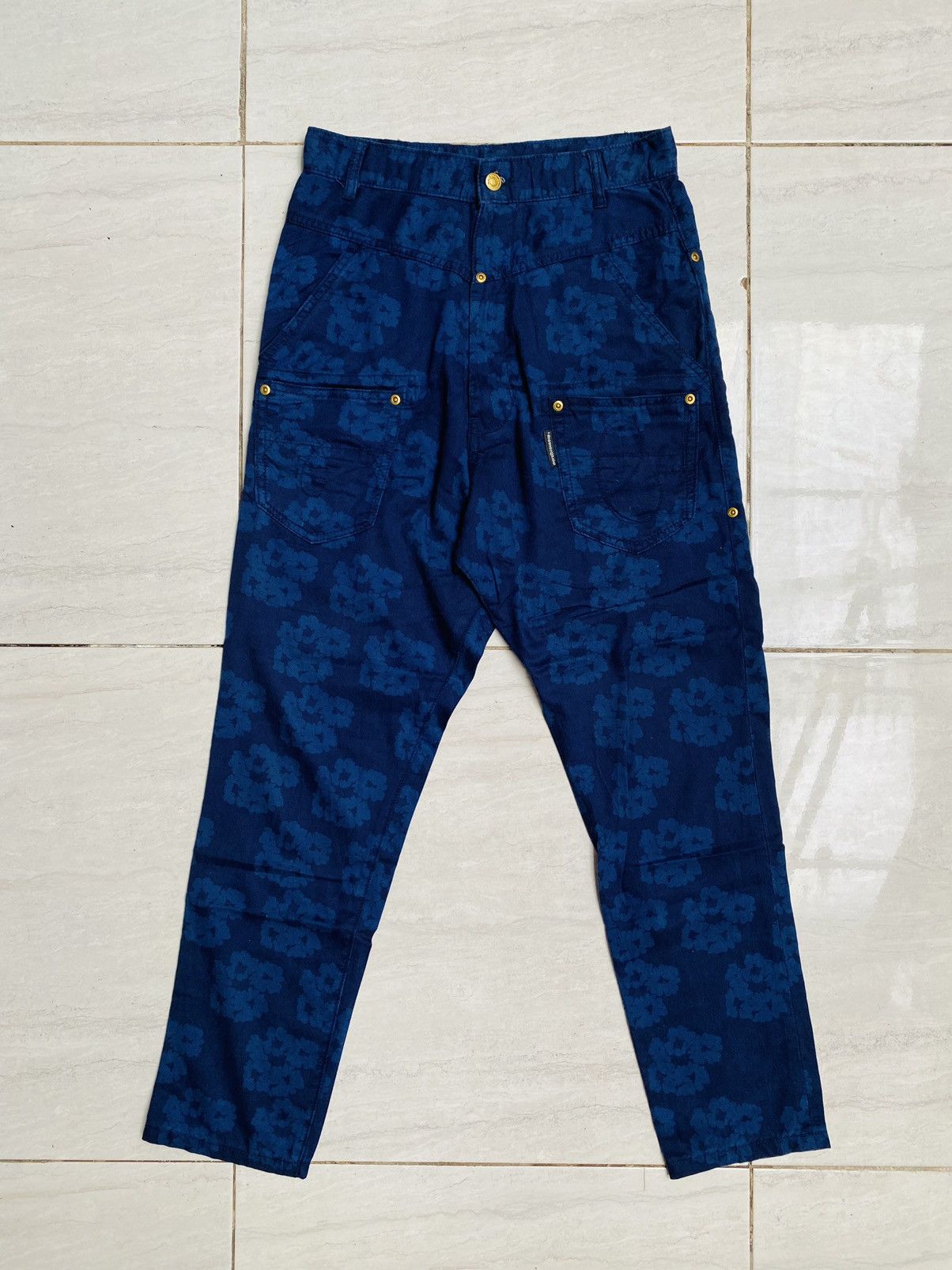 Issey Miyake Issey Miyake Mercibeaucop Indigo Reverse Drop Crotch Jeans Size US 27 - 1 Thumbnail