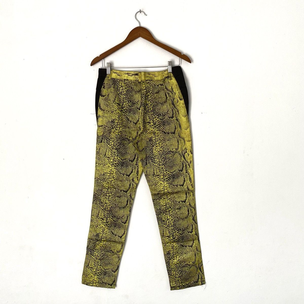 Moschino Moschino snake skin pants Size 30" / US 8 / IT 44 - 6 Thumbnail