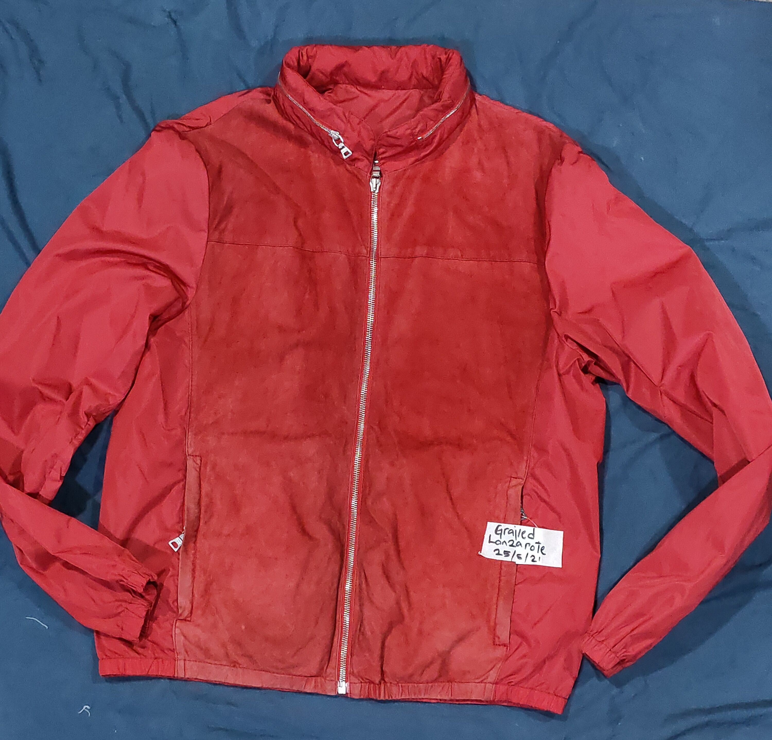 Prada Prada vintage Zipper jacket pocket red Size US S / EU 44-46 / 1 - 1 Thumbnail