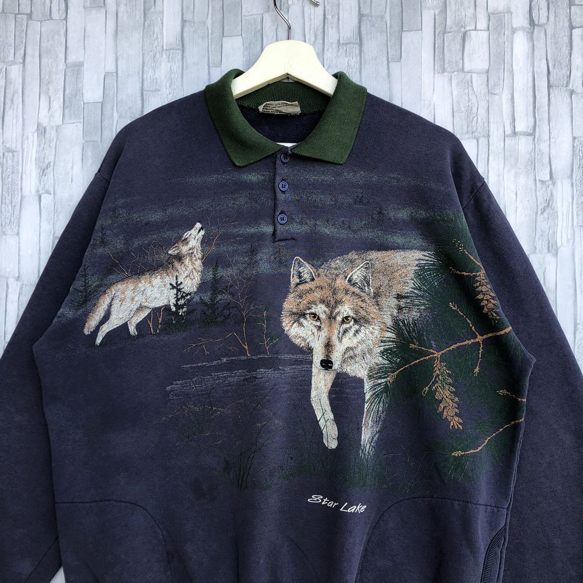 Vintage Vintage Wolf Fullprint Sweatshirt Jumper Pullover Size US XL / EU 56 / 4 - 4 Thumbnail