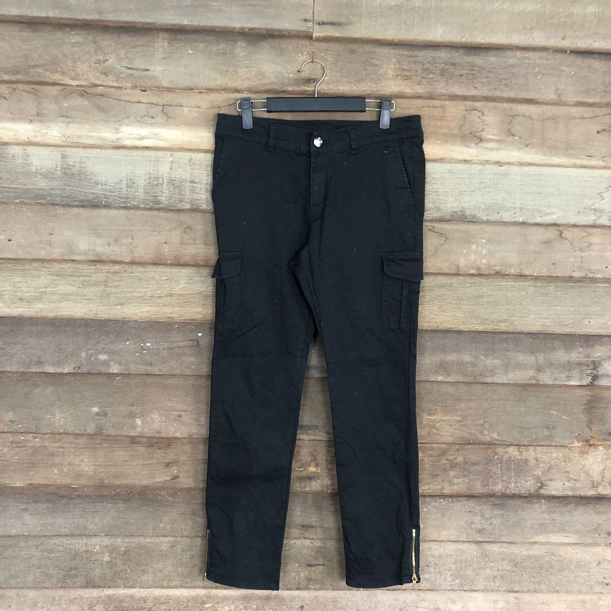 Japanese Brand Japan Black Multipocket Tactical Cargo Pants #0561 Size US 29 - 1 Thumbnail