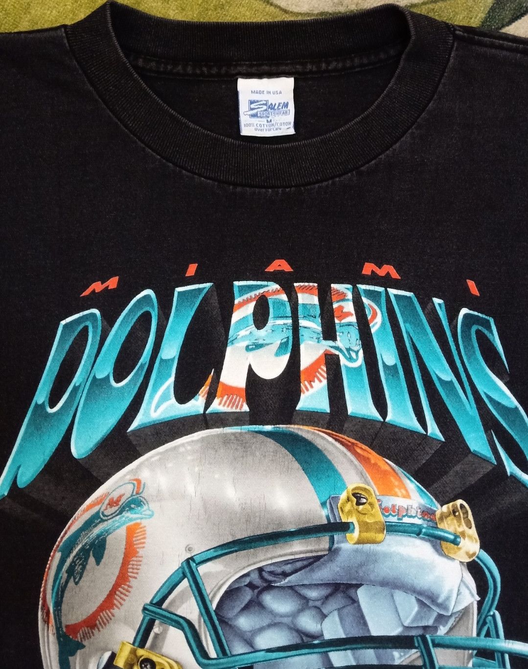 NFL × Salem Sportswear × Vintage Vintage 90s NFL Miami Dolphins Helmet T-shirt Size US L / EU 52-54 / 3 - 9 Thumbnail