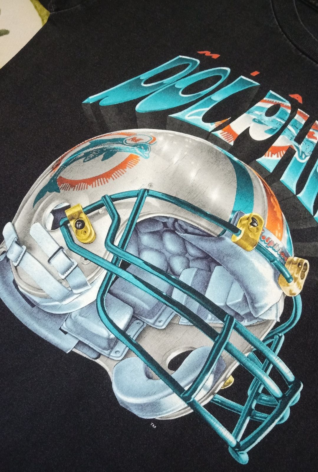 NFL × Salem Sportswear × Vintage Vintage 90s NFL Miami Dolphins Helmet T-shirt Size US L / EU 52-54 / 3 - 8 Thumbnail