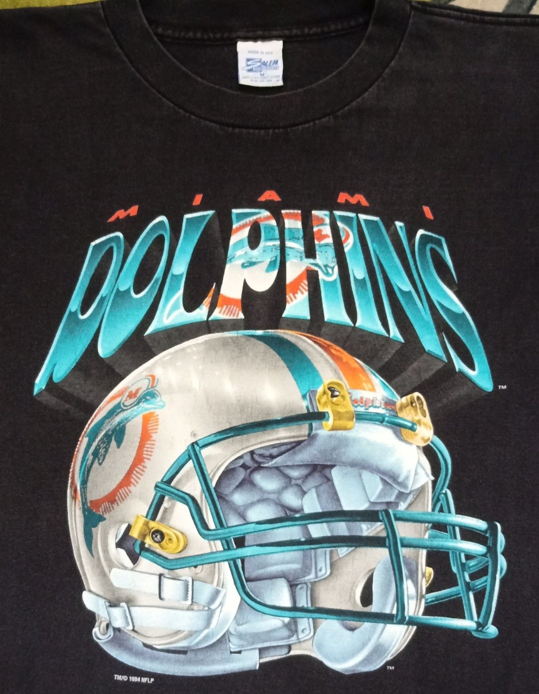 NFL × Salem Sportswear × Vintage Vintage 90s NFL Miami Dolphins Helmet T-shirt Size US L / EU 52-54 / 3 - 4 Thumbnail