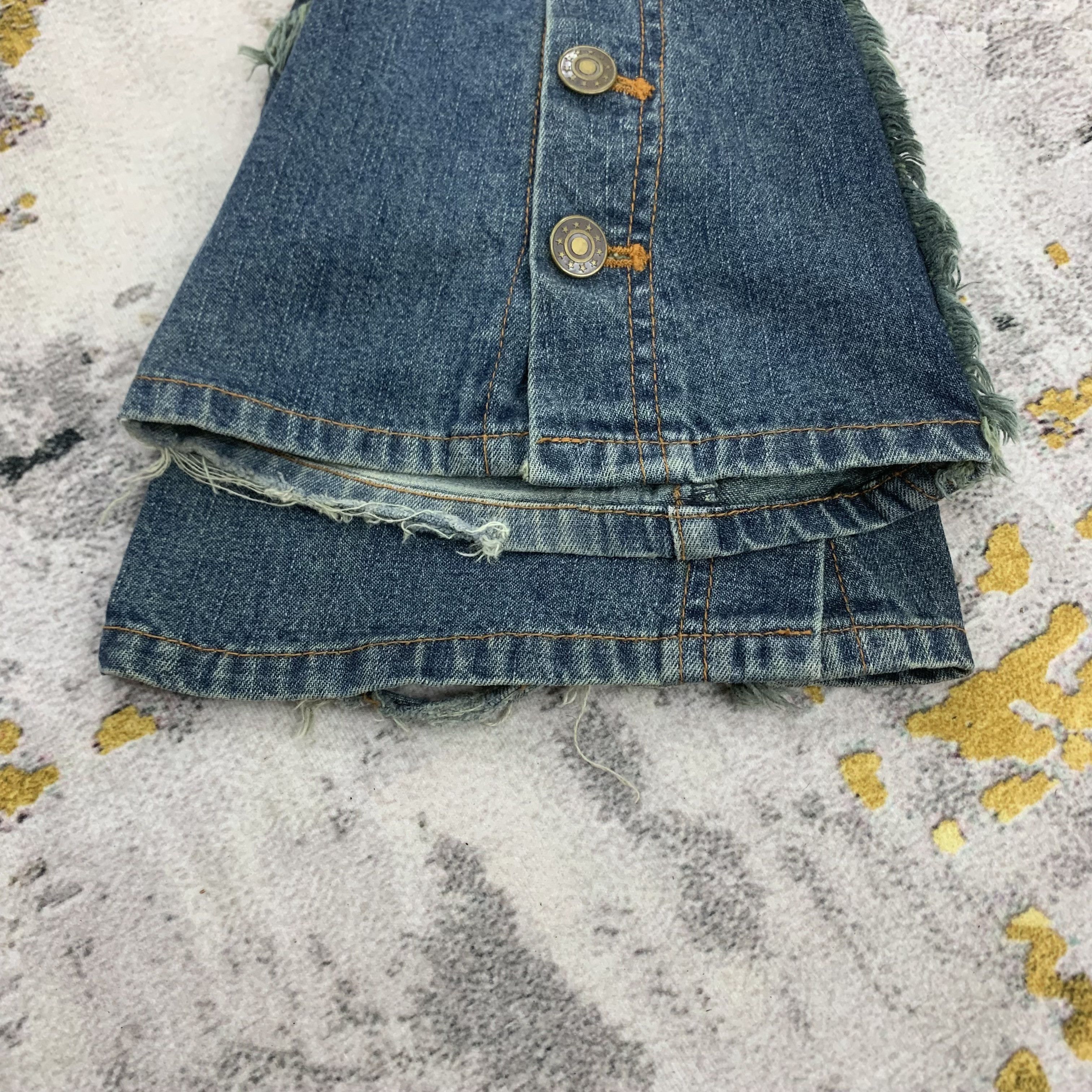 Japanese Brand Flared Blue Jeans Distressed Denim Size US 26 / EU 42 - 6 Thumbnail
