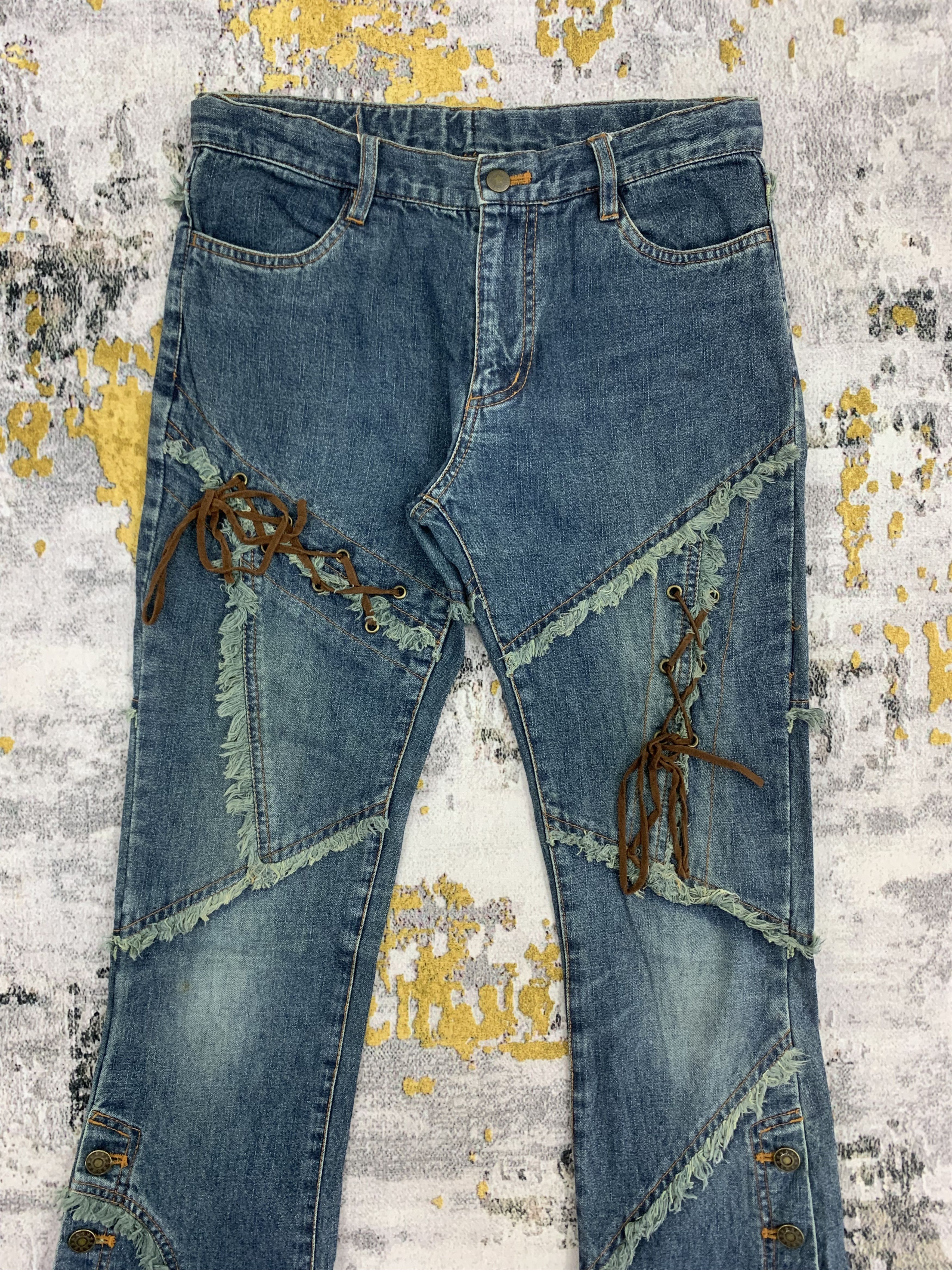 Japanese Brand Flared Blue Jeans Distressed Denim Size US 26 / EU 42 - 2 Thumbnail