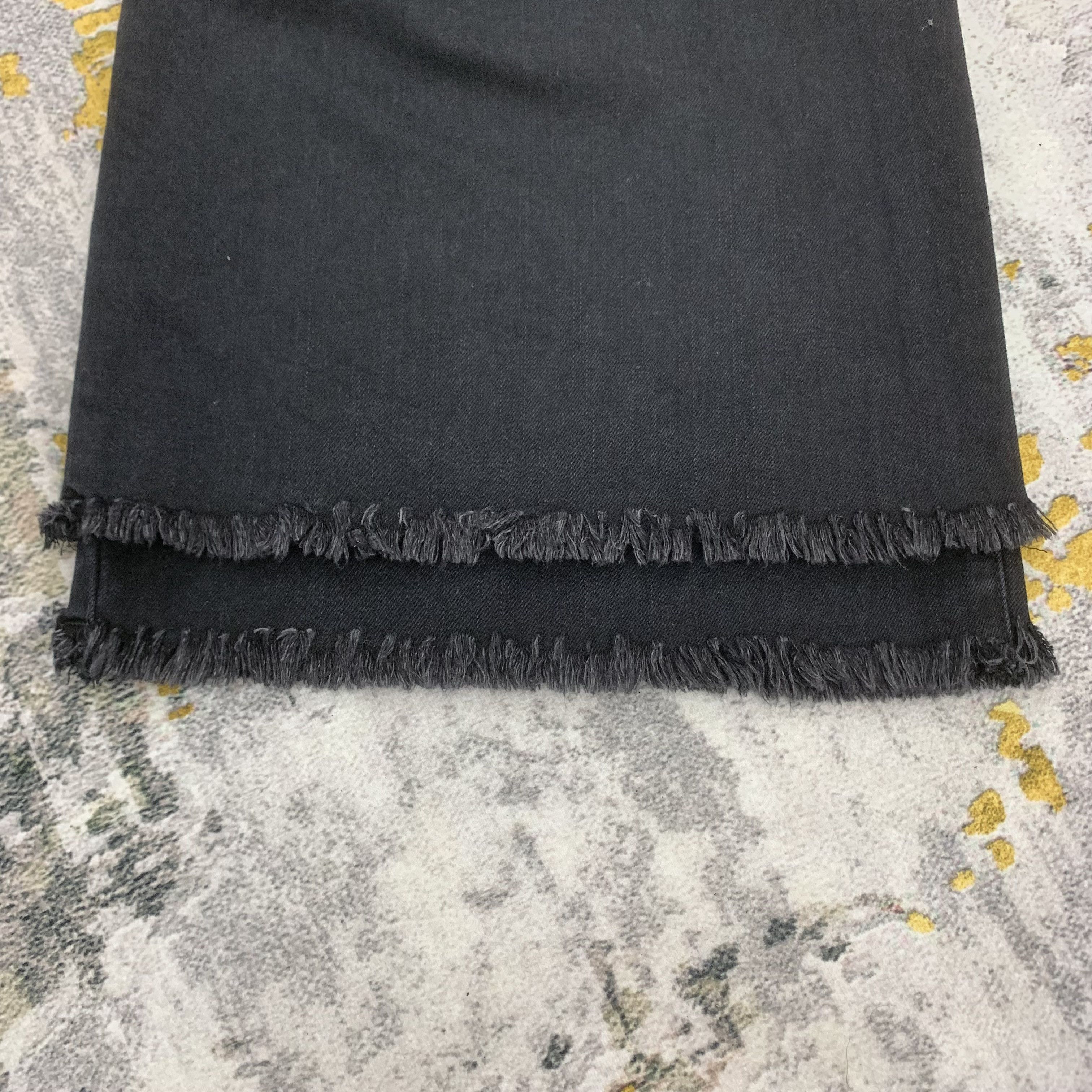 Other Black Baggy Ripped Pants Distressed for Lady Size US 26 / EU 42 - 7 Thumbnail