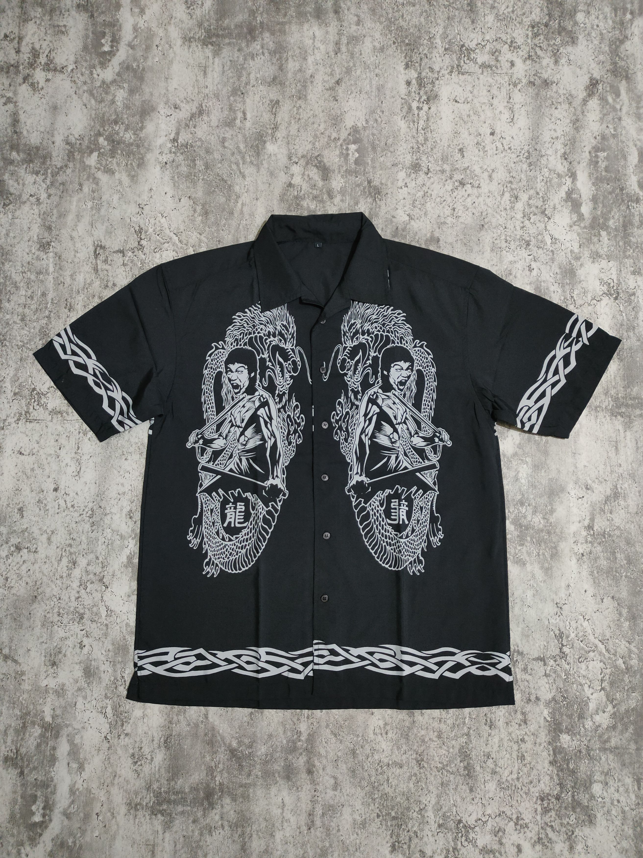 image of Vintage Bruce Lee Dragon Colar Shirt in Black, Men's (Size Large)