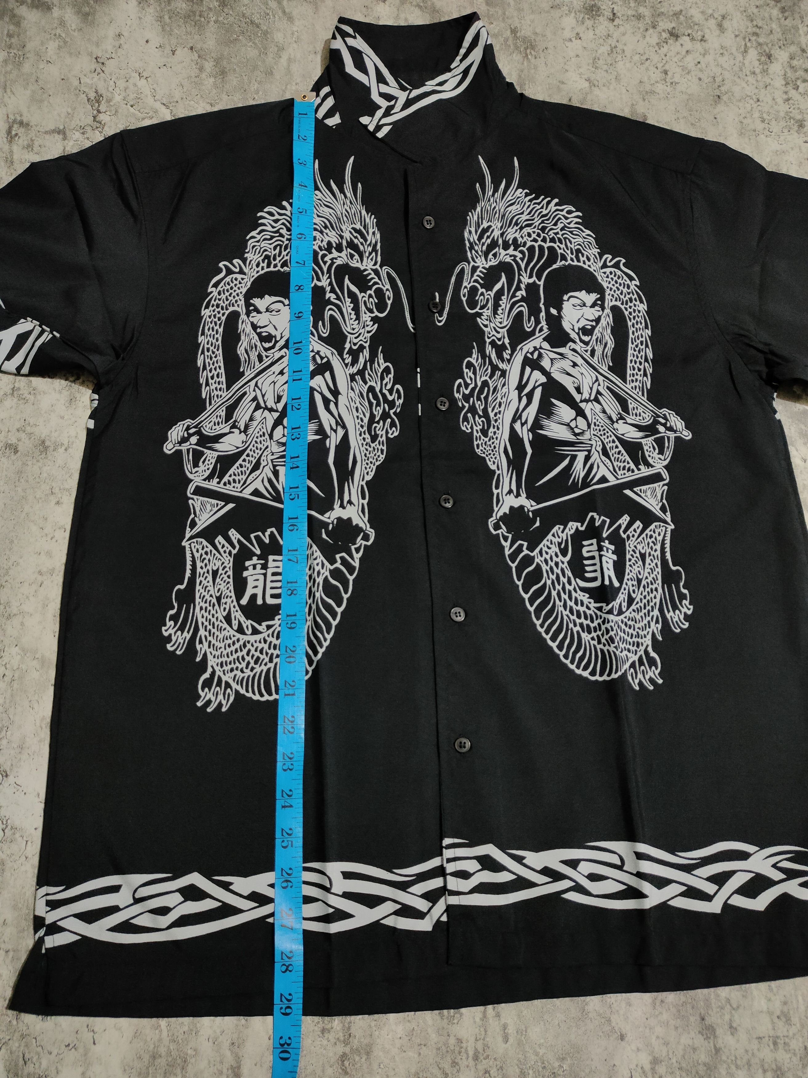 Vintage Vintage Bruce Lee Dragon Colar Shirt Size US L / EU 52-54 / 3 - 13 Thumbnail