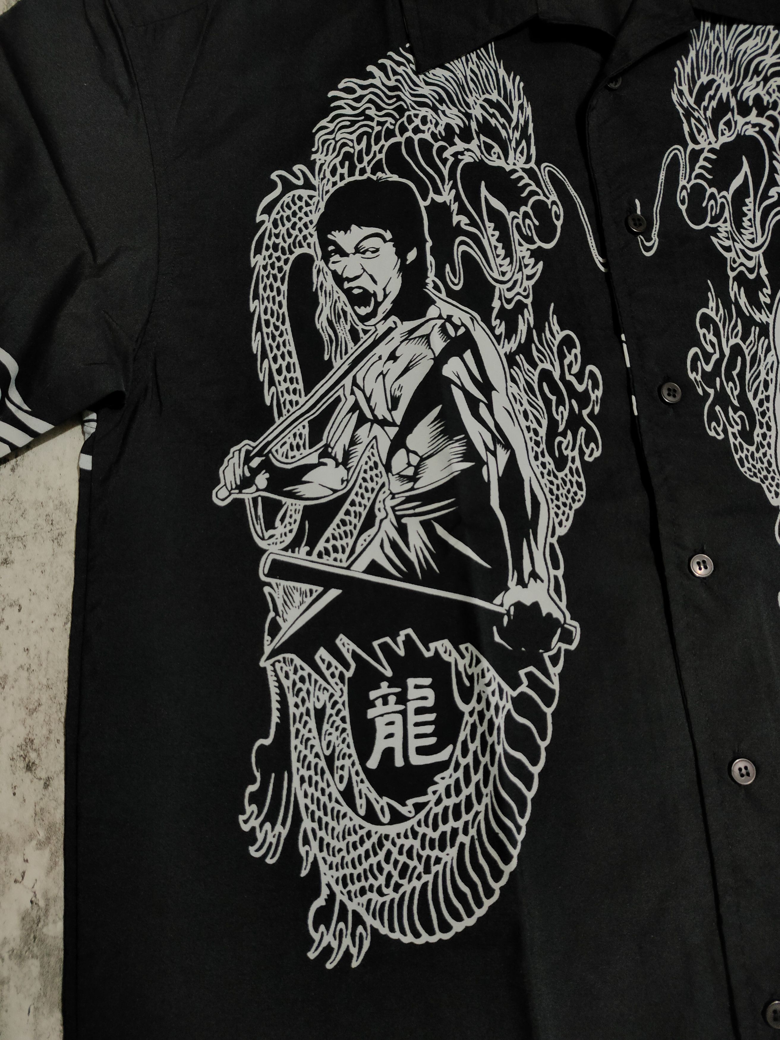 Vintage Vintage Bruce Lee Dragon Colar Shirt Size US L / EU 52-54 / 3 - 8 Thumbnail