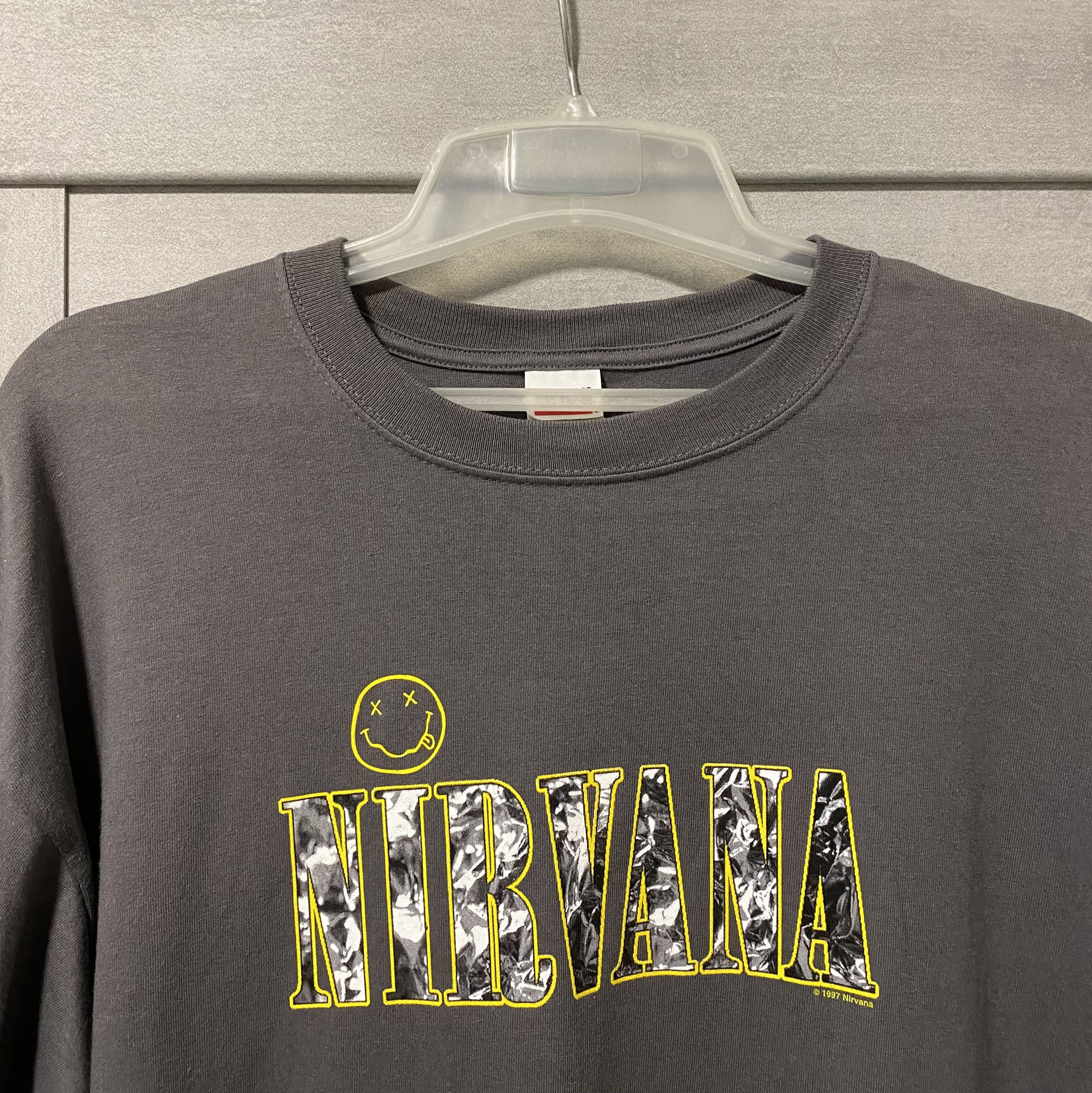Nirvana Vintage 1997 Nirvana smiley t-shirt Size US XL / EU 56 / 4 - 2 Thumbnail
