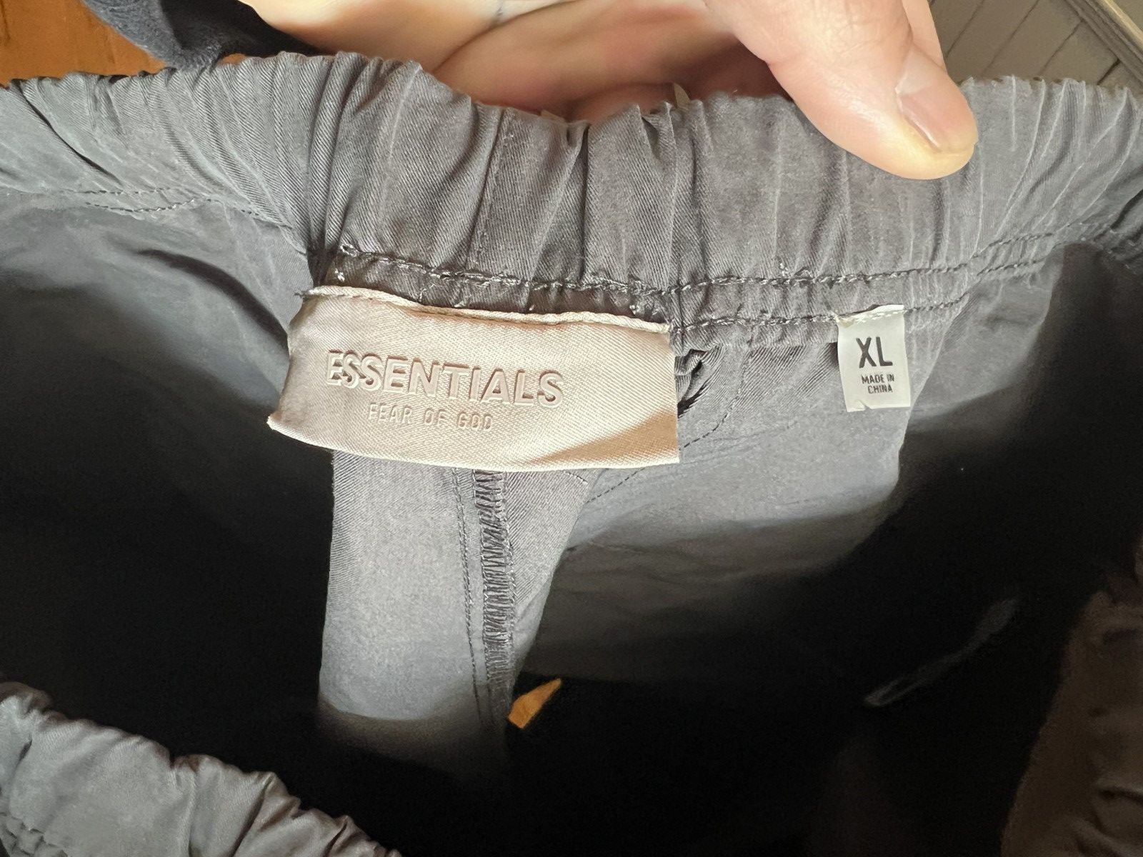 Essentials FEAR OF GOD essentials “Relaxed Trouser” OFF BLACK Size US 38 / EU 54 - 5 Thumbnail