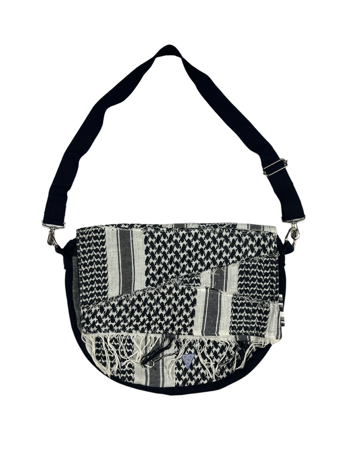 SHIPS Ships x Advantage Cycle Reconstruct Messenger Bag Size ONE SIZE - 1 Thumbnail