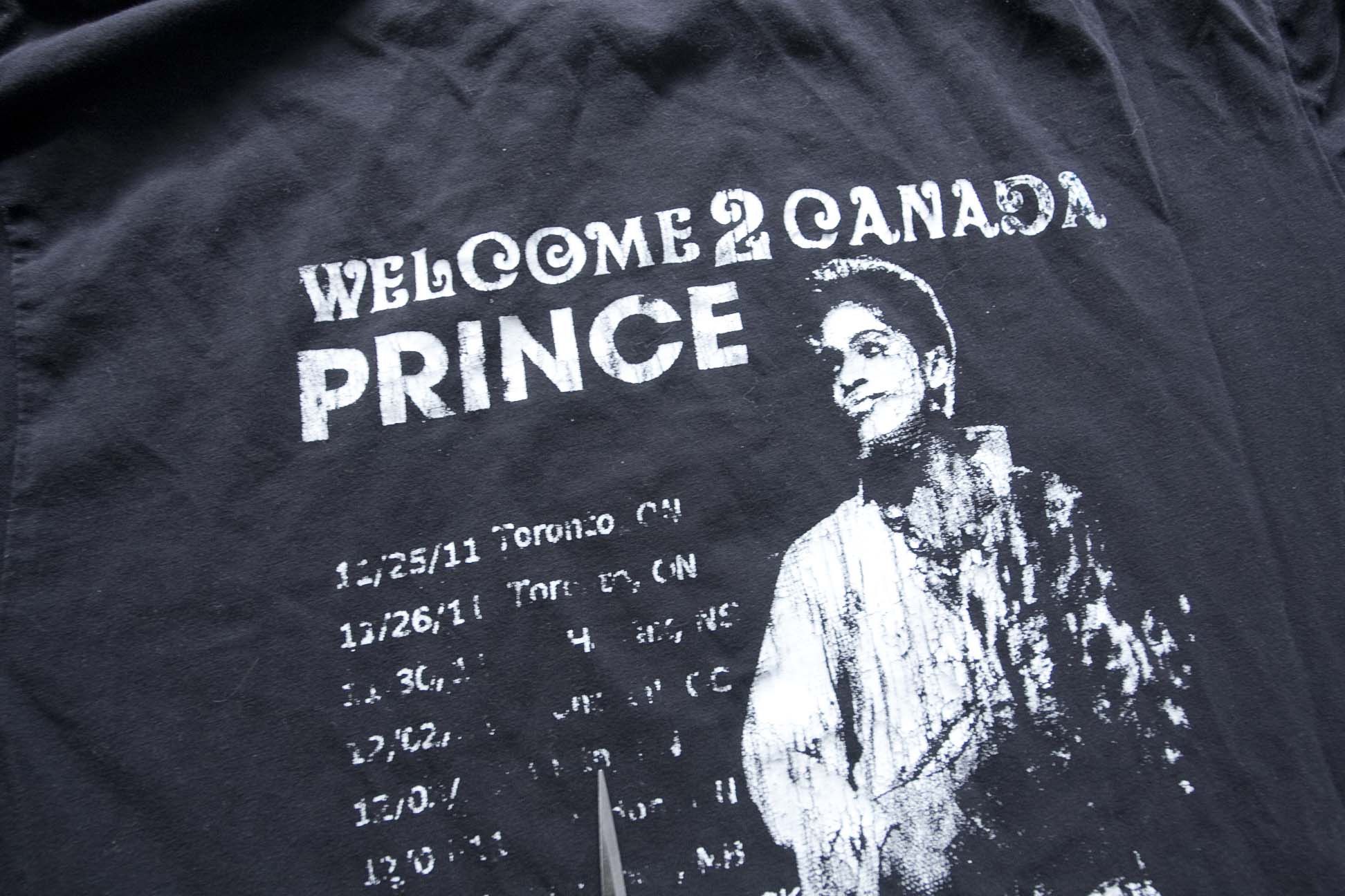 Other Prince T Shirt Rock 2011 Welcome 2 Canada Tour Size S Size US S / EU 44-46 / 1 - 2 Thumbnail