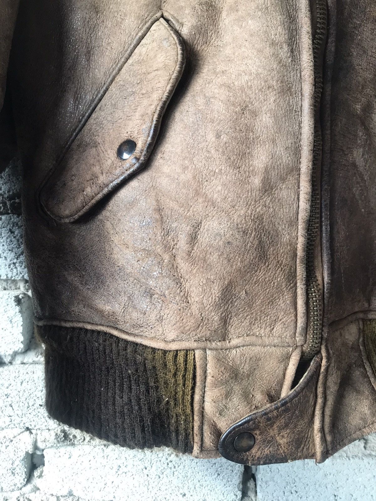 Avirex THRASHED Vintage B15 Avirex US Army Sheepskin Sherpa Jacket Size US S / EU 44-46 / 1 - 8 Thumbnail