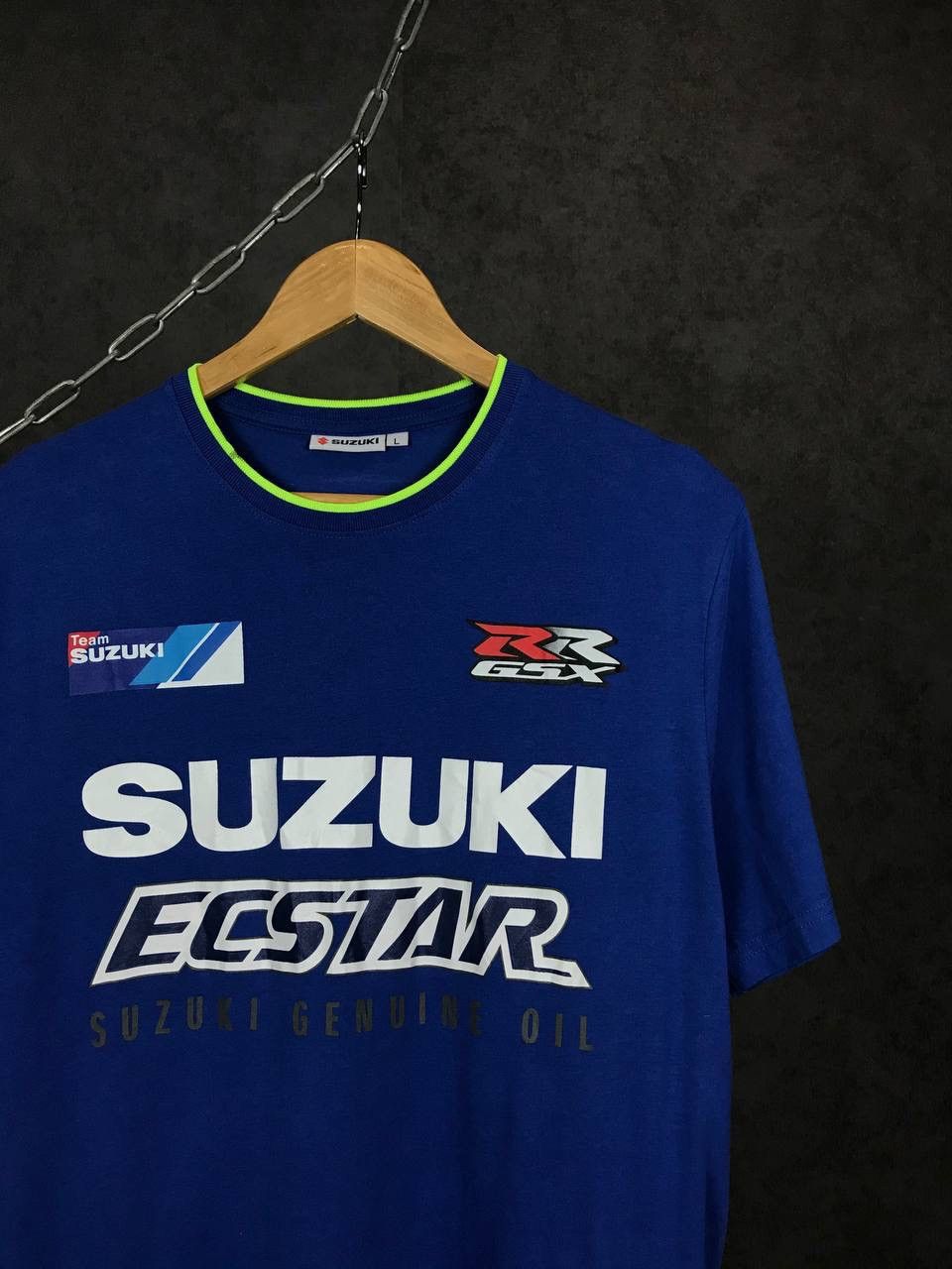 Vintage Suzuki vintage racing moto overprinted tee Size US L / EU 52-54 / 3 - 3 Thumbnail