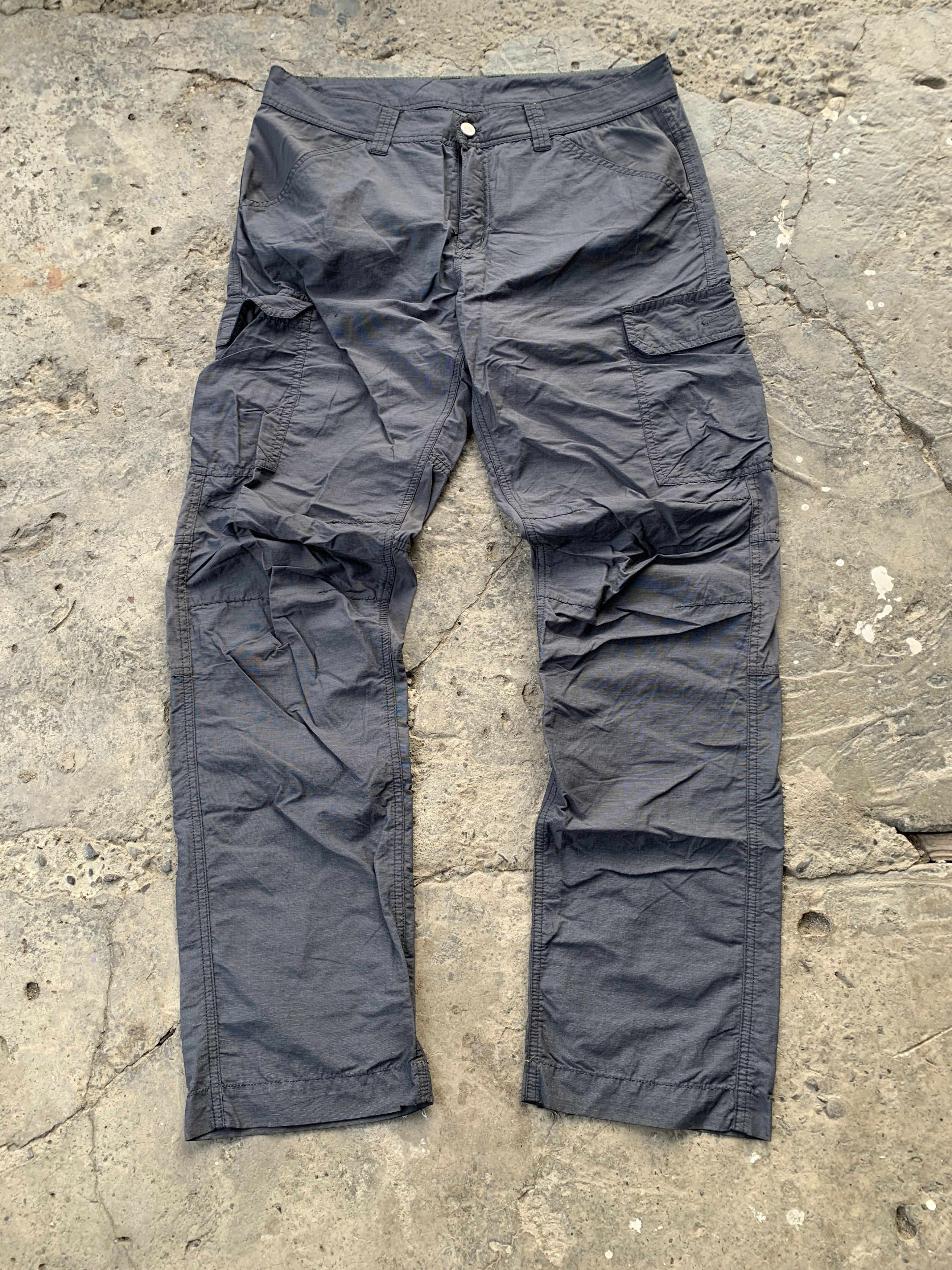 Japanese Brand × Vintage Vintage Bondage Cargo Jeans Japanese Style Y2K Size US 34 / EU 50 - 1 Thumbnail