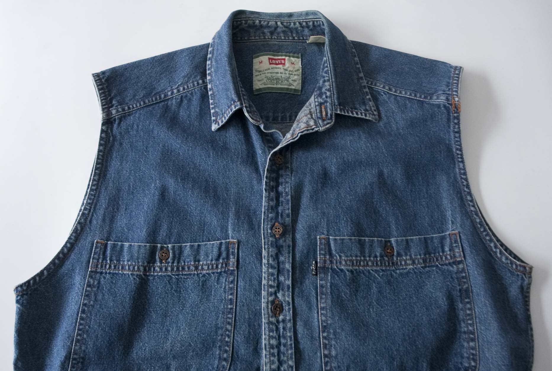 Levi's × Vintage Levis Vest Denim Sleeveless Vintage Size M Size US M / EU 48-50 / 2 - 1 Thumbnail