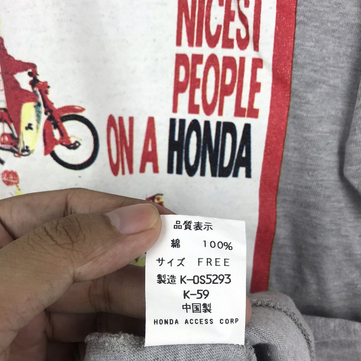 Honda Vintage 90s Honda Classics Tshirt Honda Cub Motorcycle Tee Size US L / EU 52-54 / 3 - 7 Thumbnail