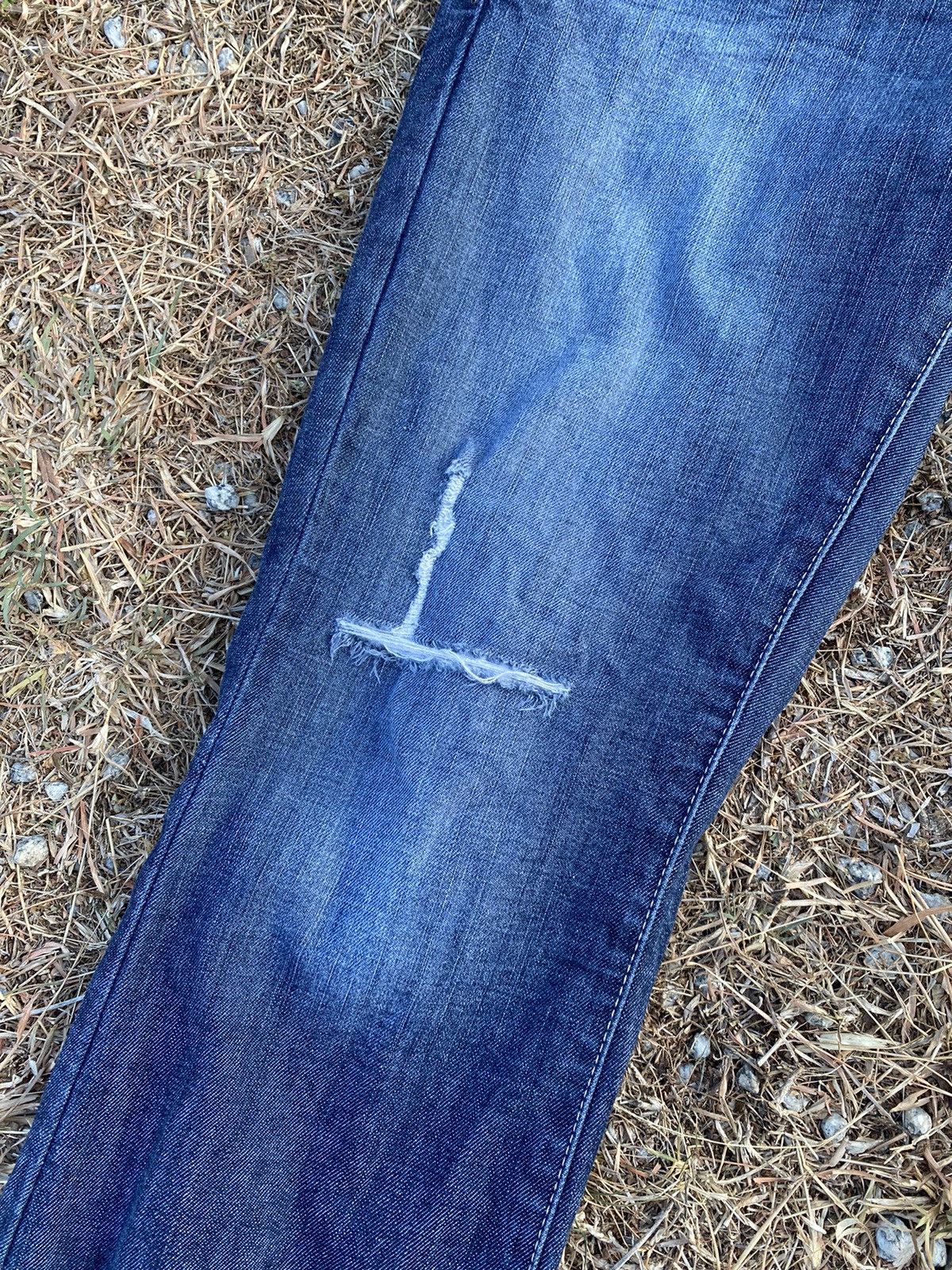 Guess × Jean Distressed Guess Low Rise Boot-Cut Stretch Jeans Size 37" - 3 Thumbnail