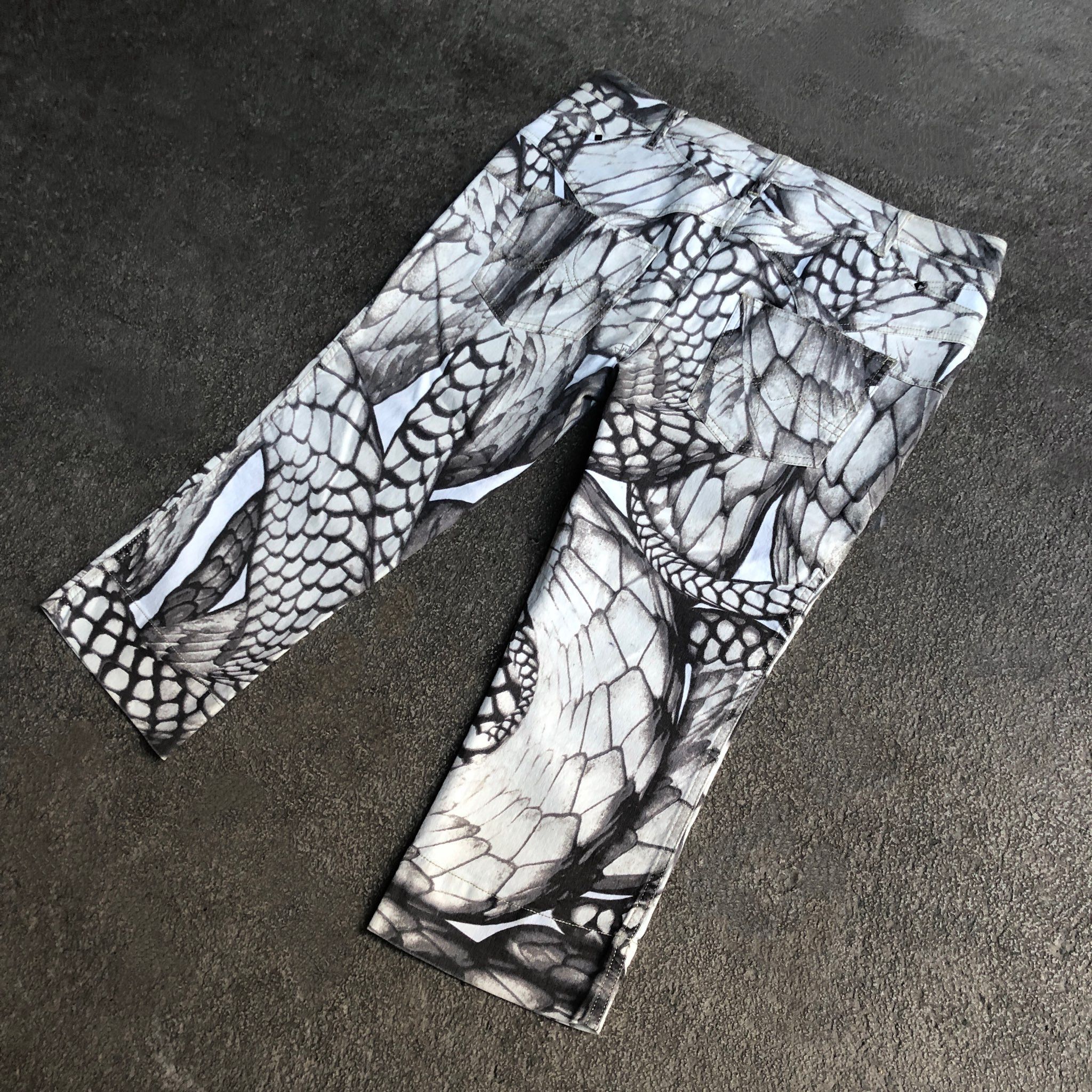 Just Cavalli Roberto Cavalli snake Capri Pants Early 2000s | Grailed