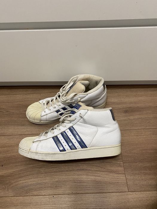 90s Adidas Superstar 