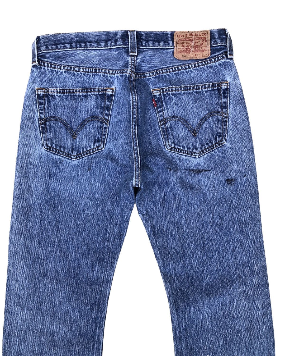 Levi's Rare🔥Vintage Levi’s 501 Light Wash Jeans Size US 32 / EU 48 - 4 Thumbnail
