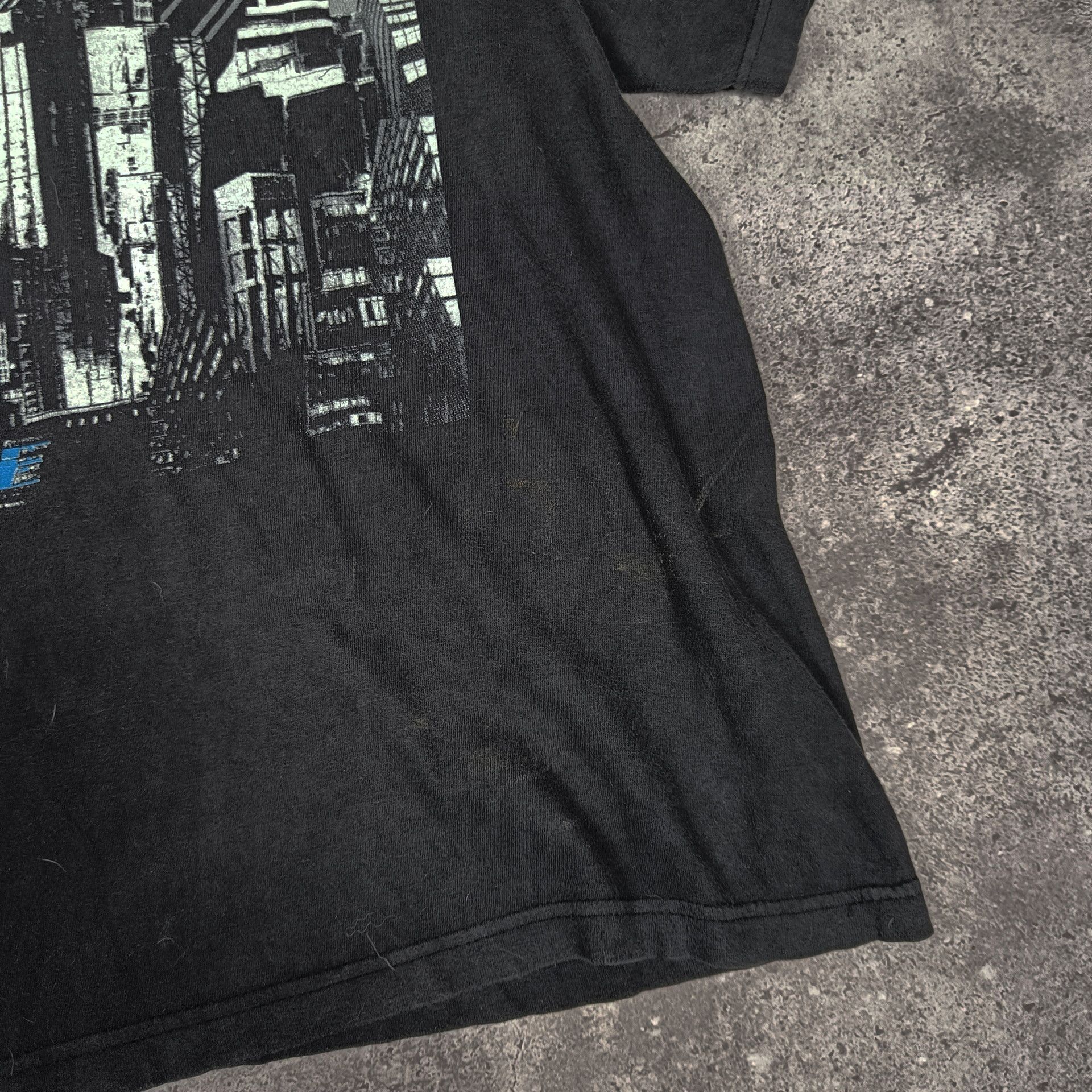 Band Tees × R.E.M. × Vintage Vintage distressed R.E.M. T-shirt 2008 Tour Band Tee Size US L / EU 52-54 / 3 - 4 Thumbnail