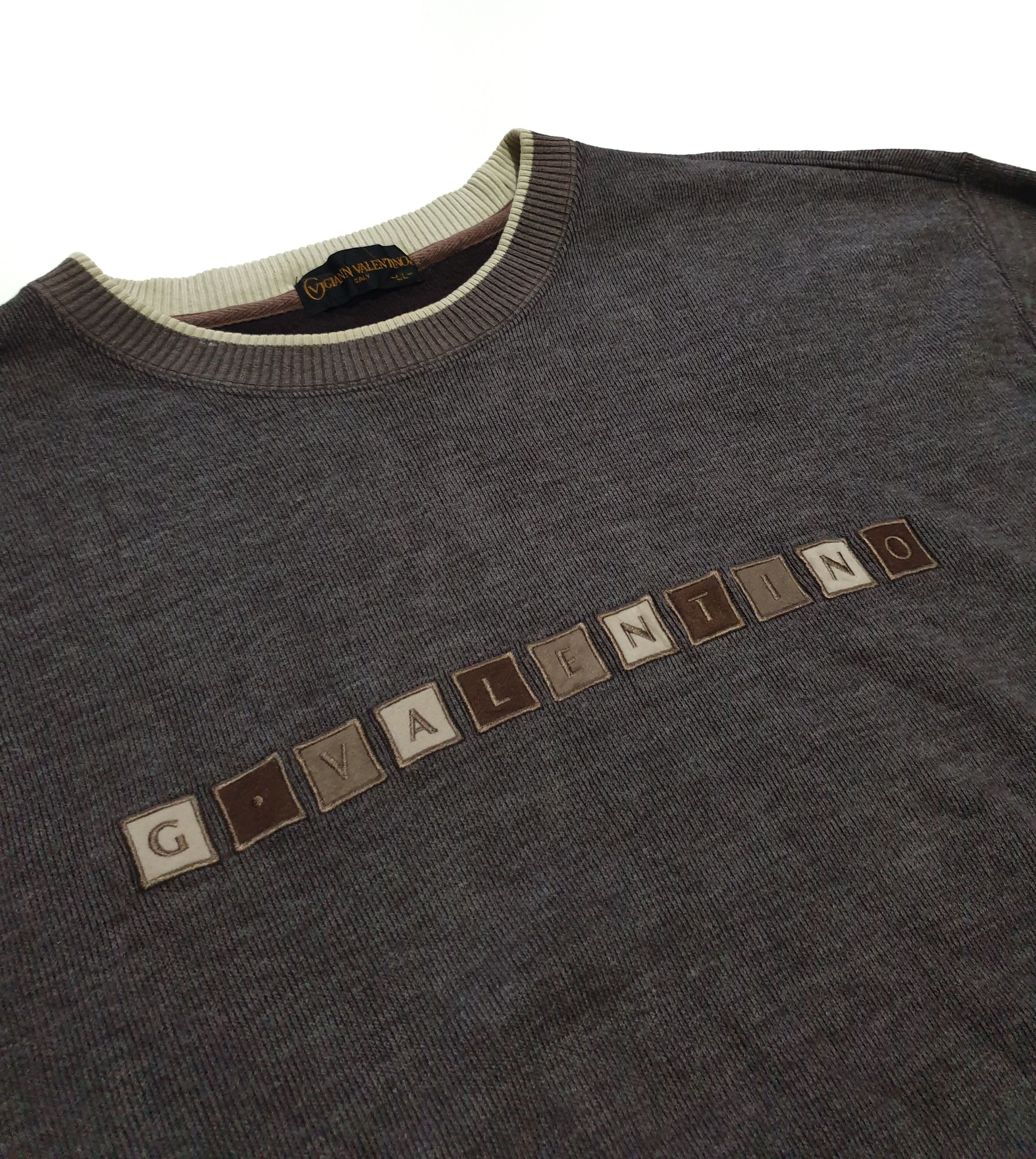 Gianni Valentino × Valentino Vintage Gianni Valentino Spell Out Logo Sweatshirt Size US L / EU 52-54 / 3 - 1 Thumbnail