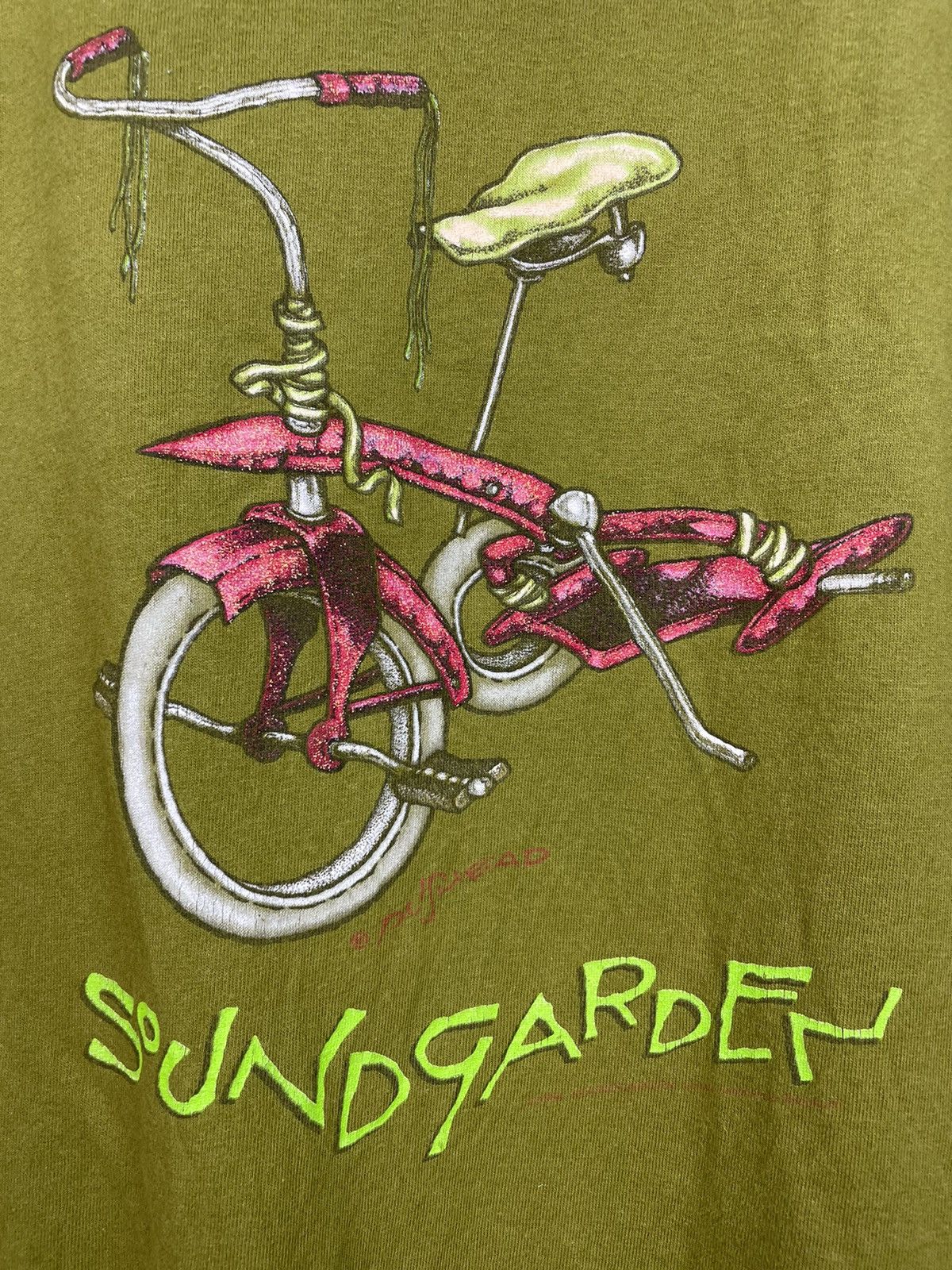 Band Tees Vintage 90s Soundgarden pushead design band t shirt Size US L / EU 52-54 / 3 - 4 Thumbnail