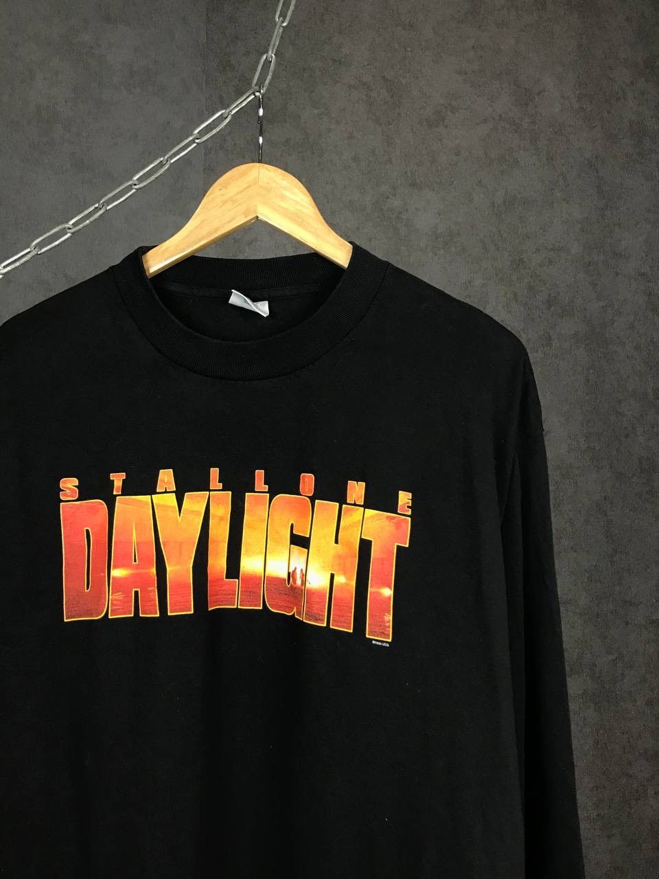 Vintage Stallone daylight 1996 vintage movie made in USA longsleeve Size US XL / EU 56 / 4 - 2 Thumbnail
