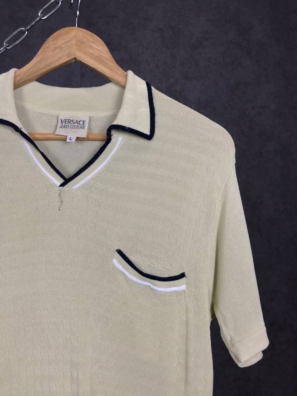 Versace Jeans Couture Versace Jeans Couture vintage rare luxury polo tee Size US L / EU 52-54 / 3 - 2 Thumbnail