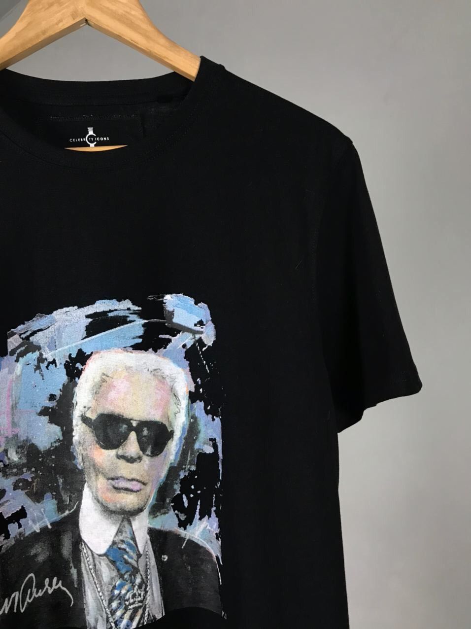 Karl Lagerfeld × Other Celebrity icons Karl Lagerfeld streetwear black tee Size US M / EU 48-50 / 2 - 2 Thumbnail