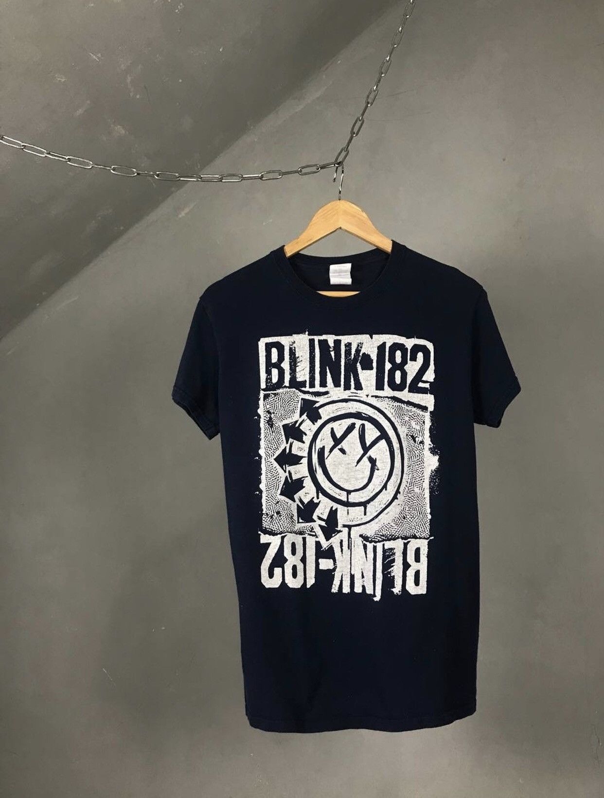 Band Tees Blink 182 Vintage Rock Band Tee Size US S / EU 44-46 / 1 - 1 Thumbnail