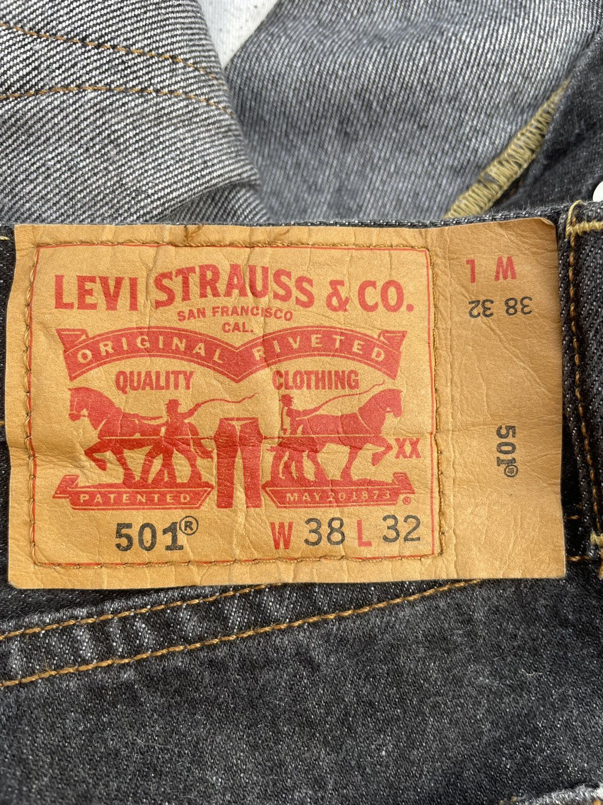 Levi's Levi’s 501 e Haiti Black Denim Size US 37 - 11 Thumbnail