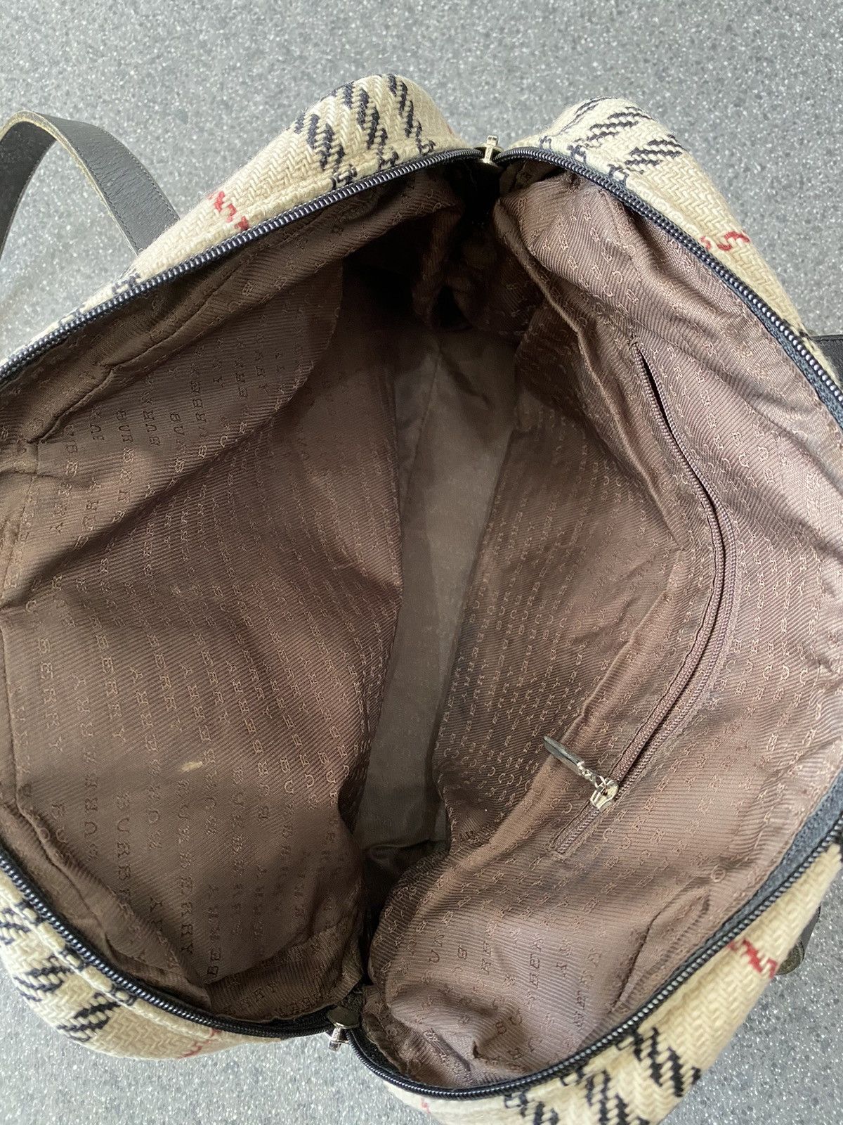 Burberry × Vintage Vintage Barberry Wool Hand Bag Size ONE SIZE - 10 Thumbnail