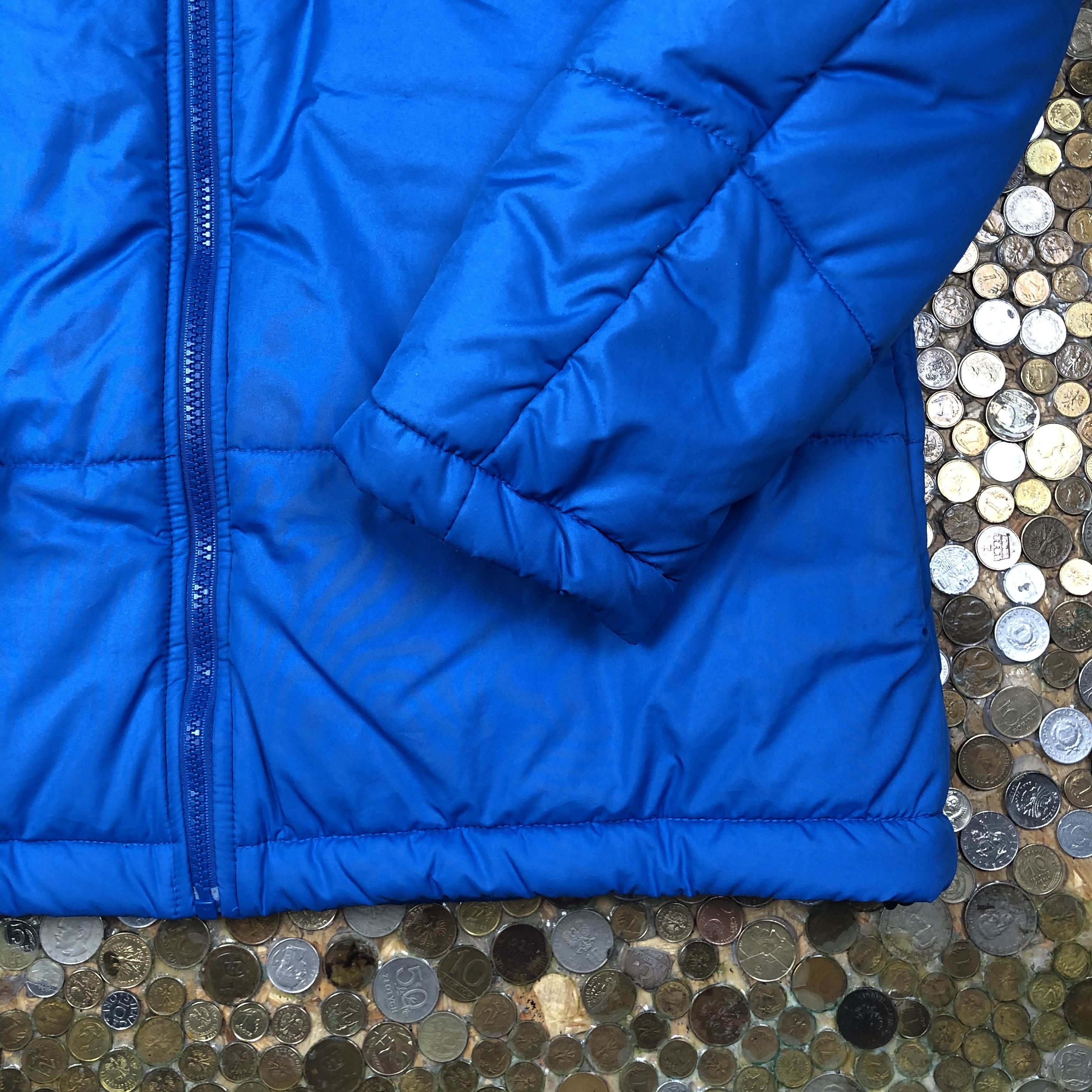 Nike × Vintage Nike Vintage Puffer Jacket Size M / US 6-8 / IT 42-44 - 4 Thumbnail