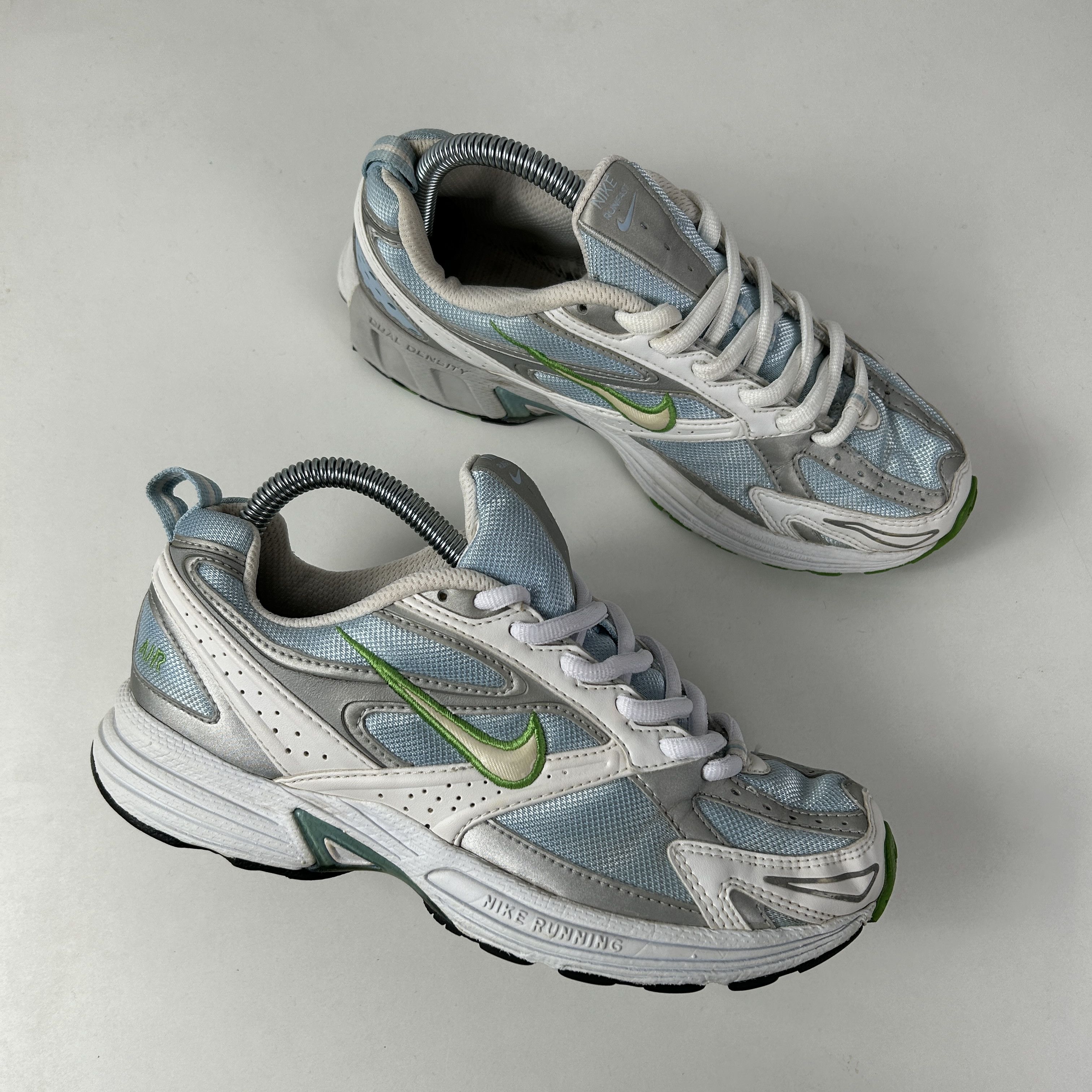 nike shoes from 1990
