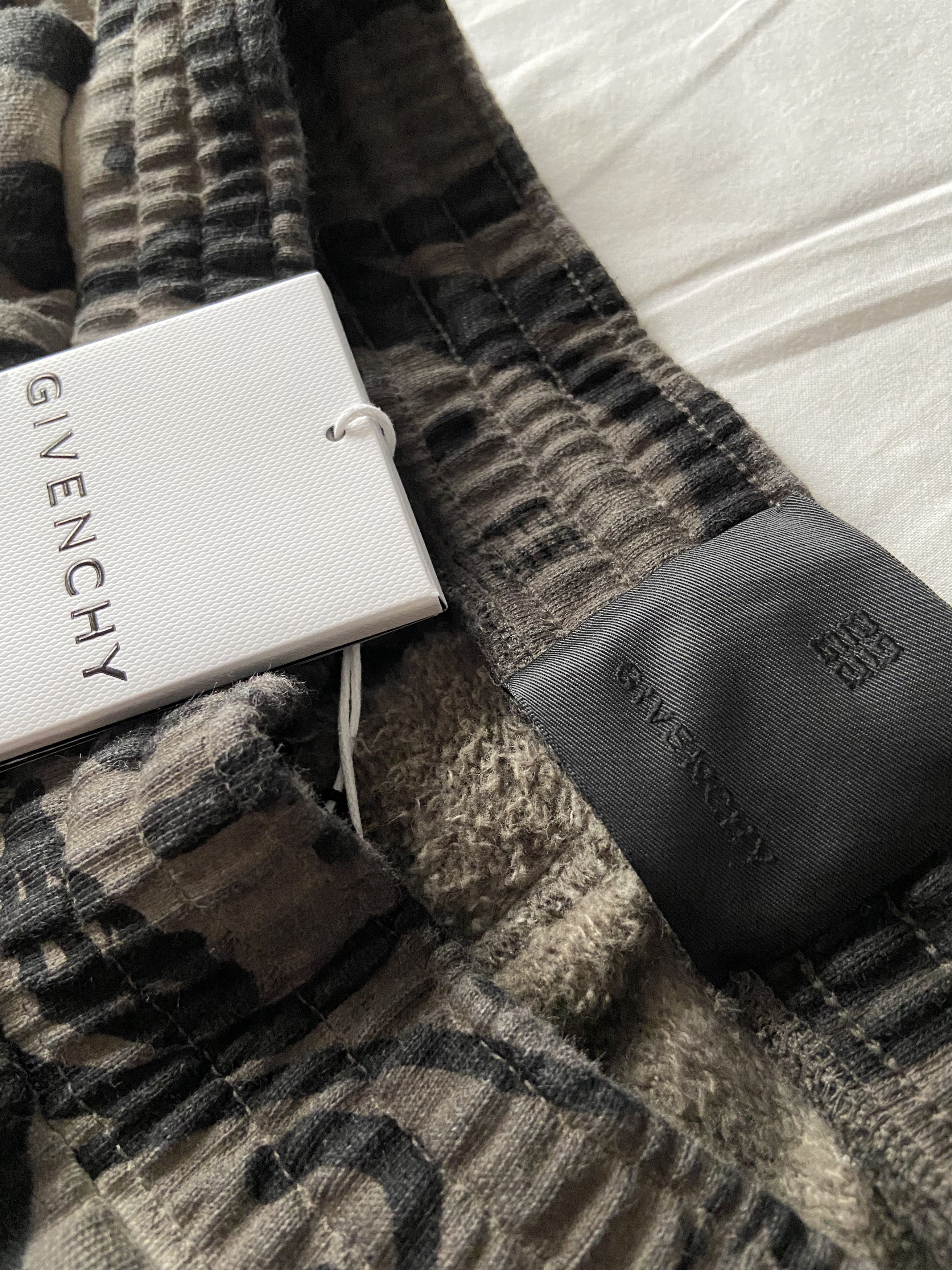 Chito × Givenchy NEW Givenchy x Chito Shorts M Size US 32 / EU 48 - 7 Thumbnail