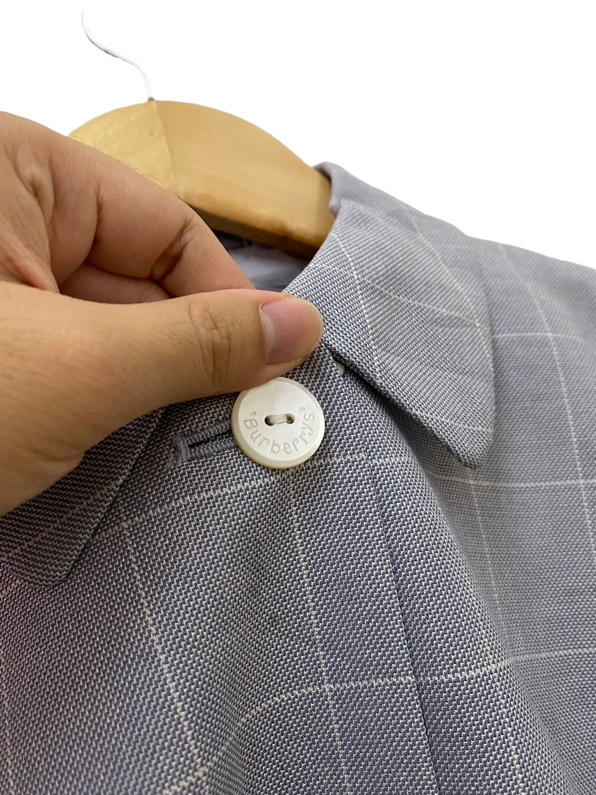 Burberry × Vintage Vintage Burberrys Blazer for Women Size S / US 4 / IT 40 - 4 Thumbnail