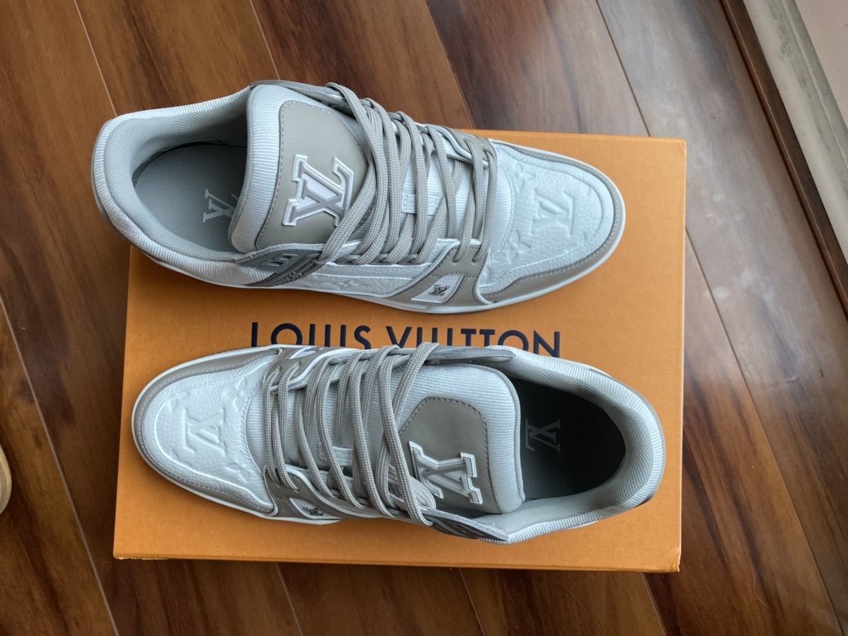 Louis Vuitton Grey LV trainer size 8.5 Size US 10 / EU 43 - 5 Thumbnail