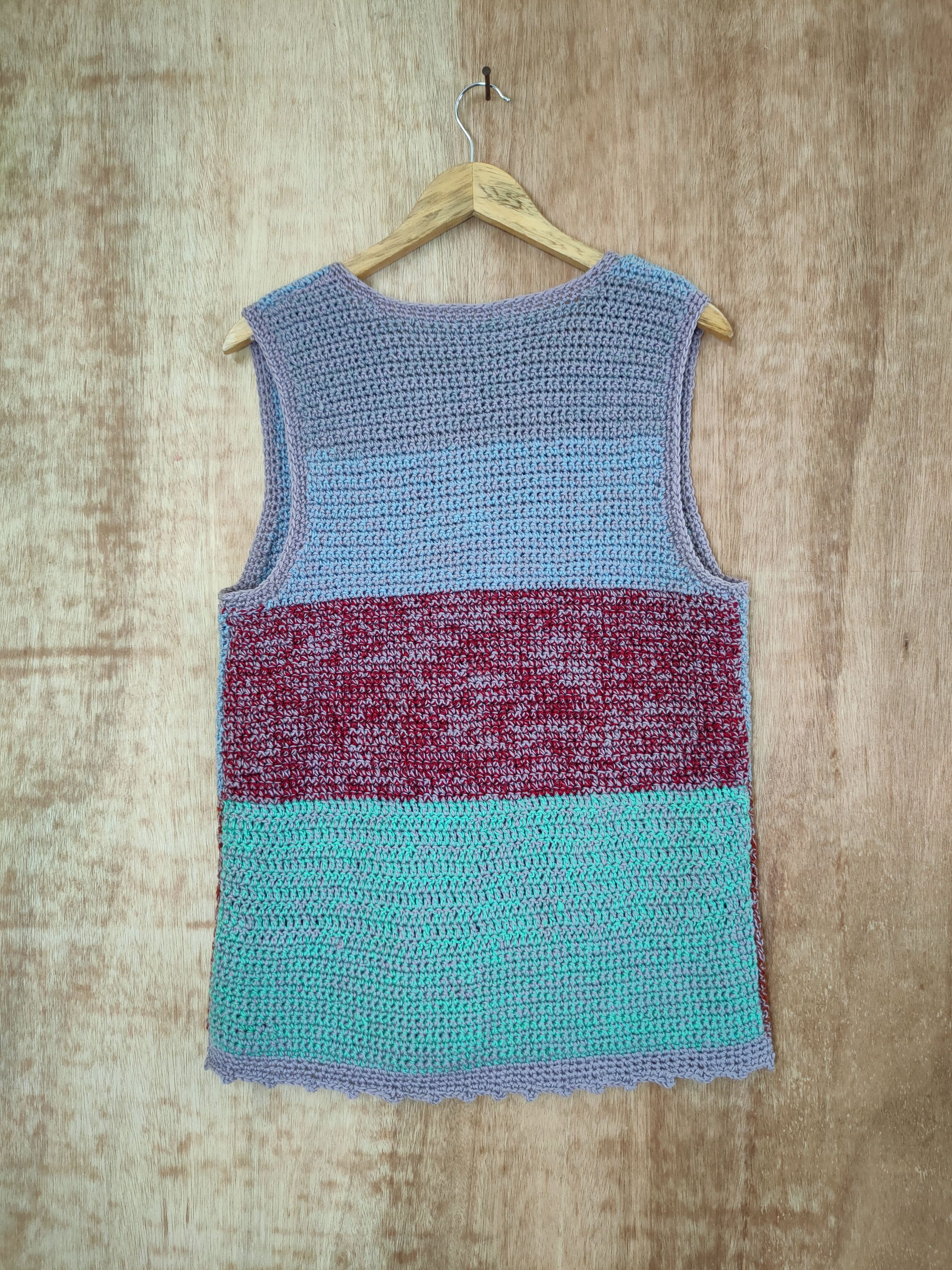Handmade DL Vintage handmade knitwear vest cable knit #46-568 Size US S / EU 44-46 / 1 - 6 Thumbnail